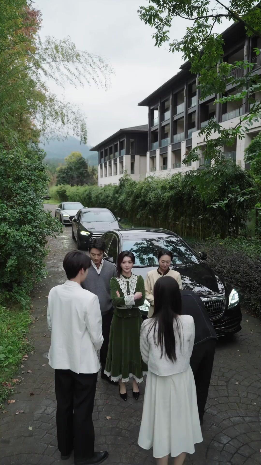 Jiwaku Jenderal, Tubuhku Istri CEO