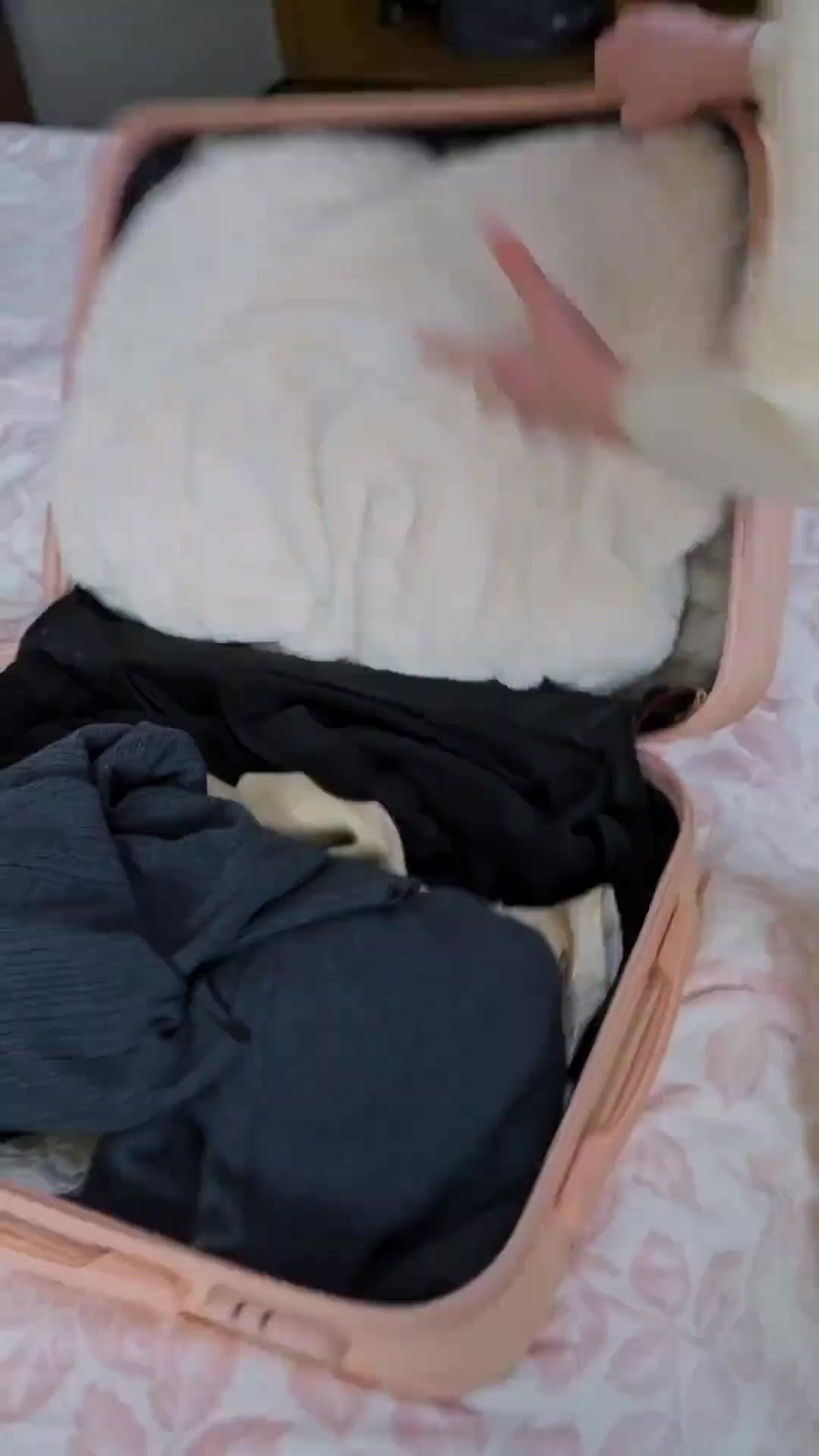 (Doblado) Ella despertó del pasado