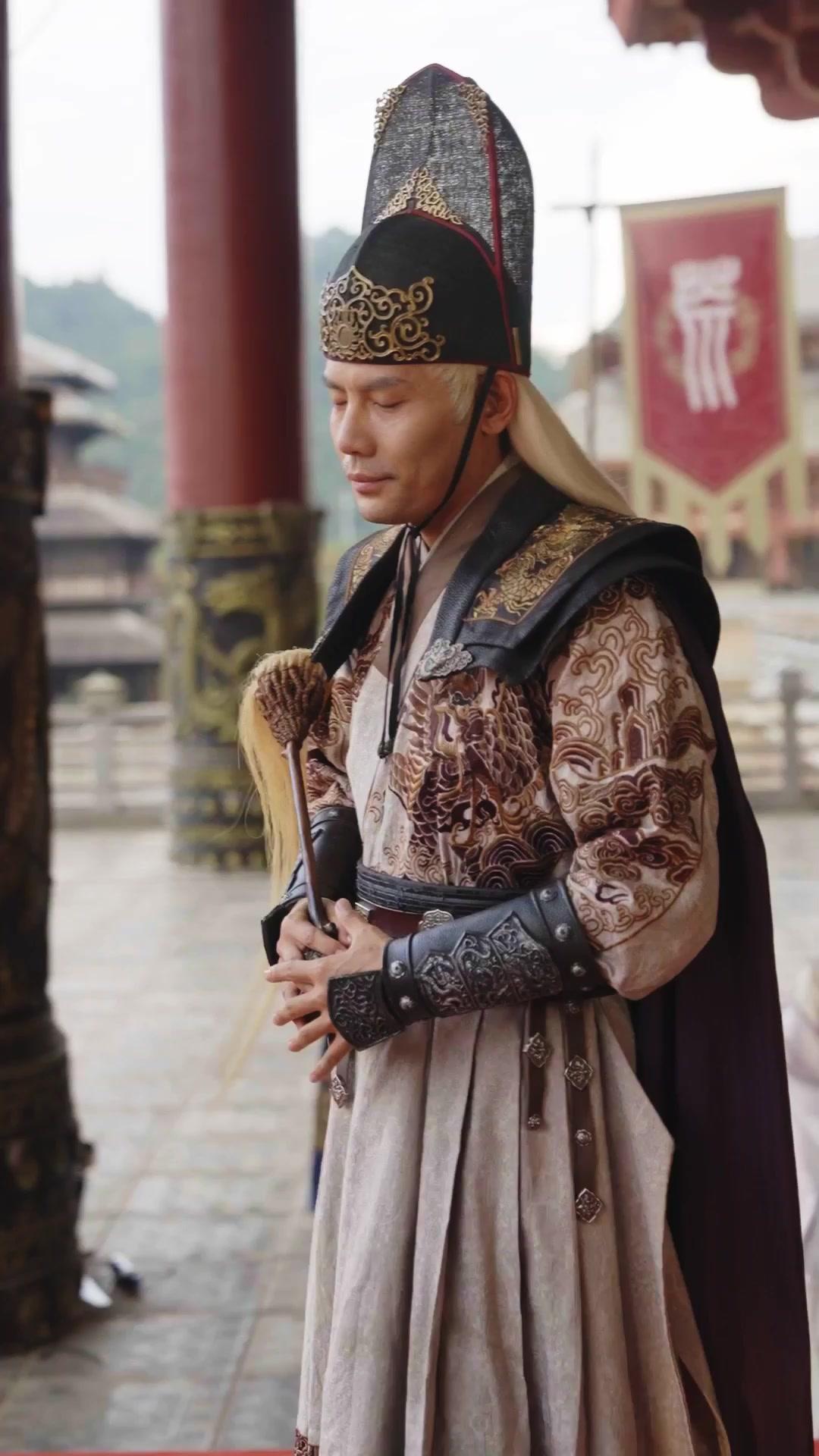 Kembalinya Ratu Phoenix