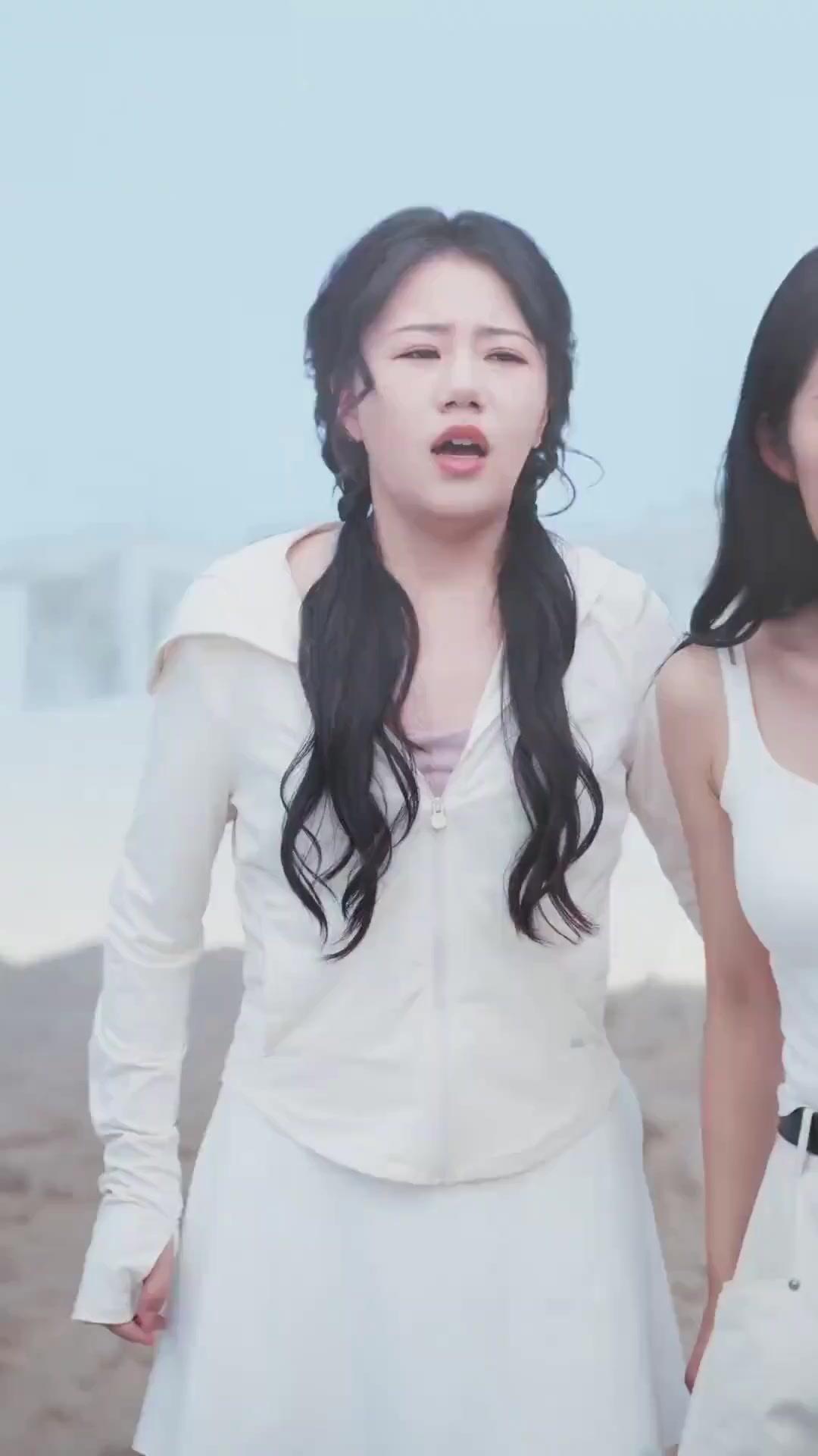 (Dubbed)Shark Bait: Karma's Bite