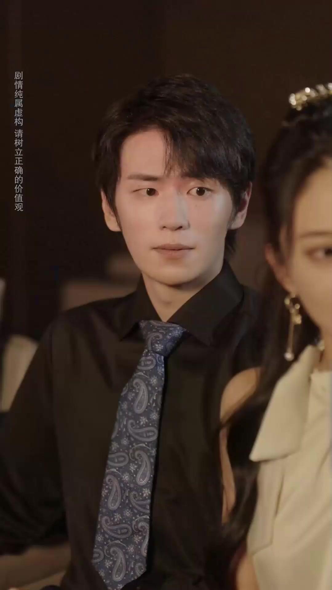 He Loves My Sis? I Swap My Groom.