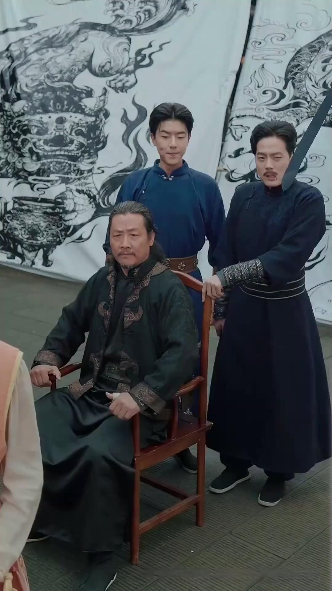 (Dubbed)No Trash, I'm OP!