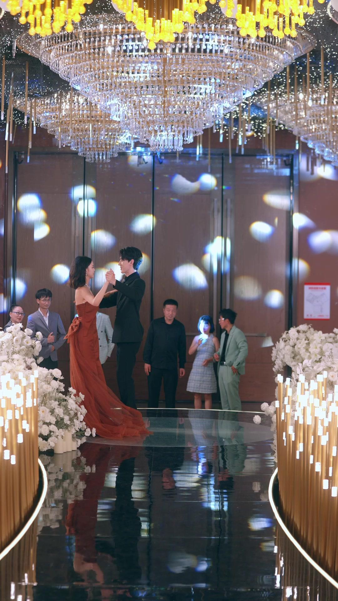 The Billionaire Disguises to Claim Me?