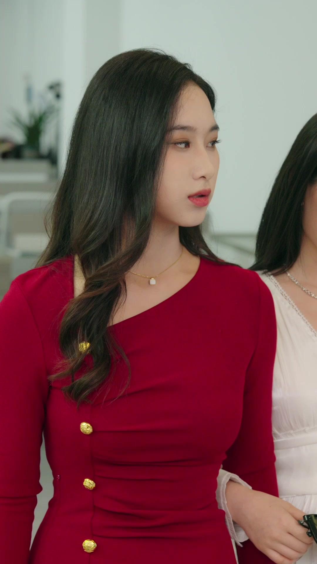 Bye, Scum Ex! Hi, Rich Life!