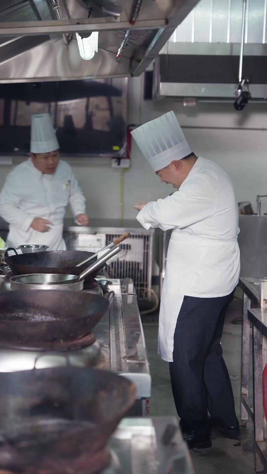 (Dubbed)Master Chef Returns