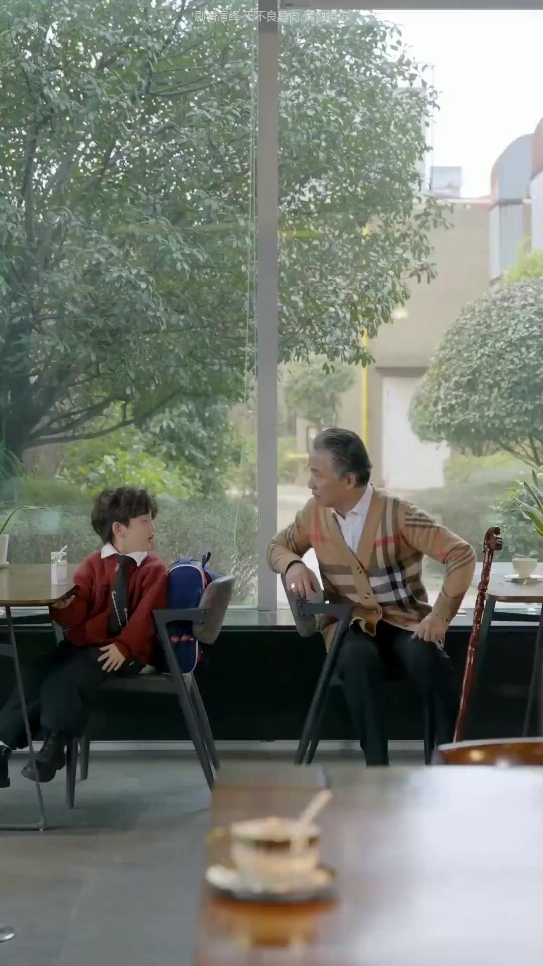  Sevimli Aşçı Kız