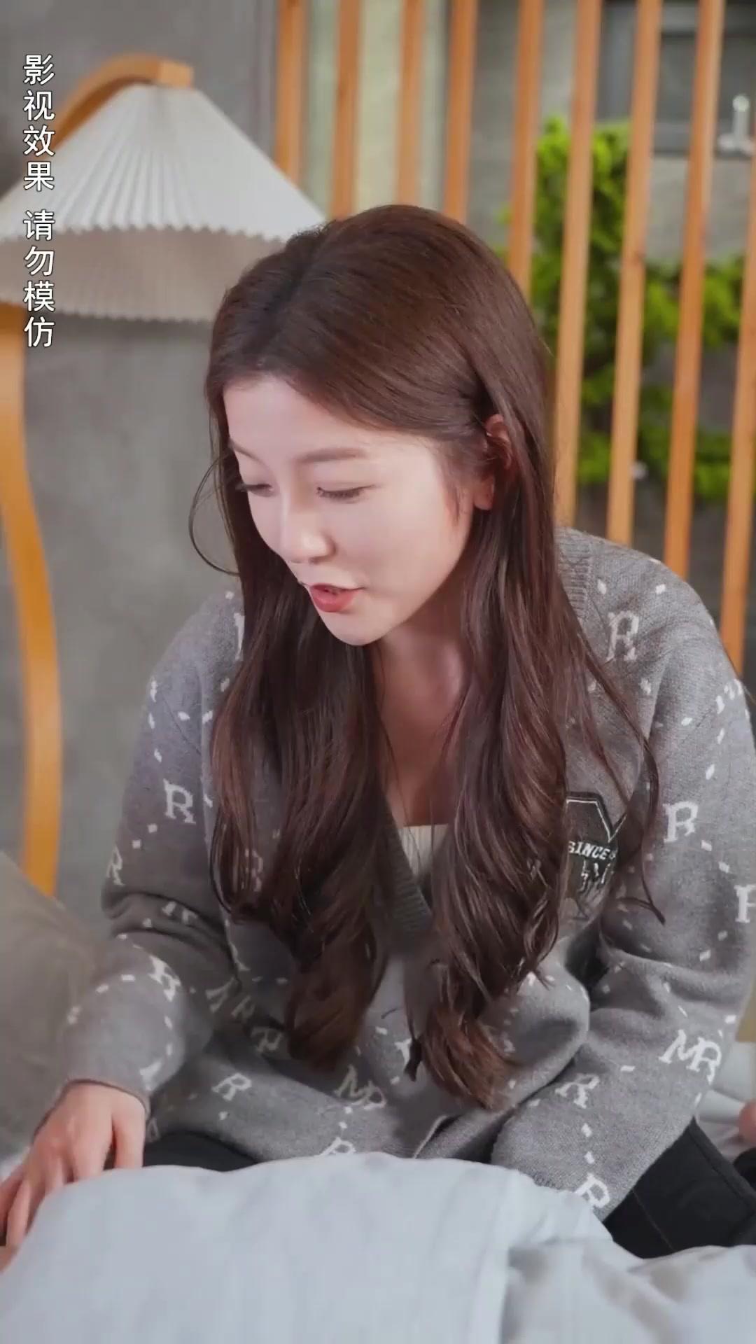 VIVIENNE : L'ÉPOUSE INTERDITE DES LÉGER