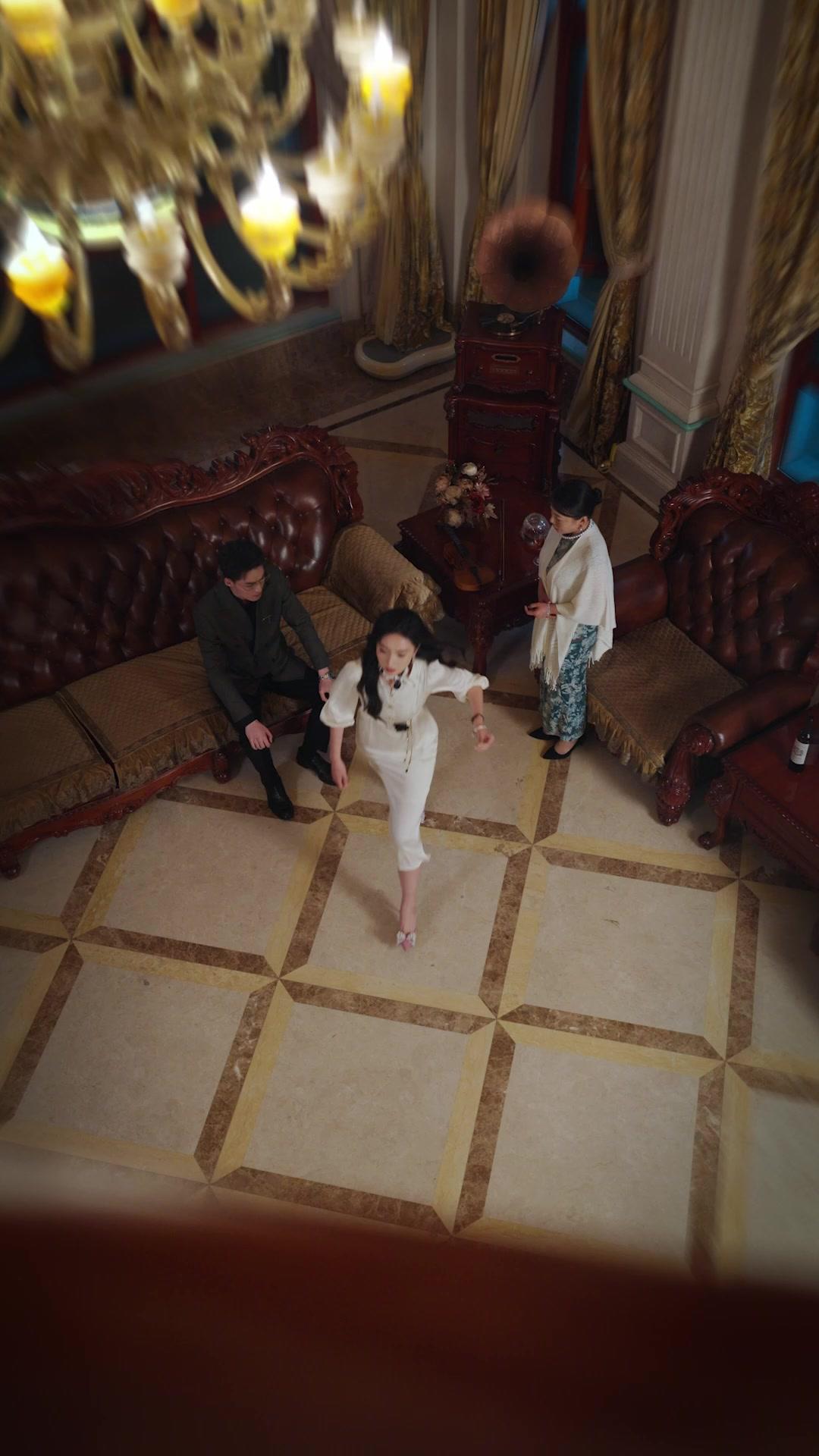 불꽃 뒤에 숨은 나