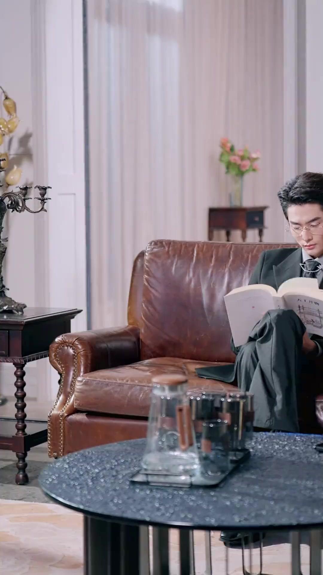  เงารักสลับตัว 