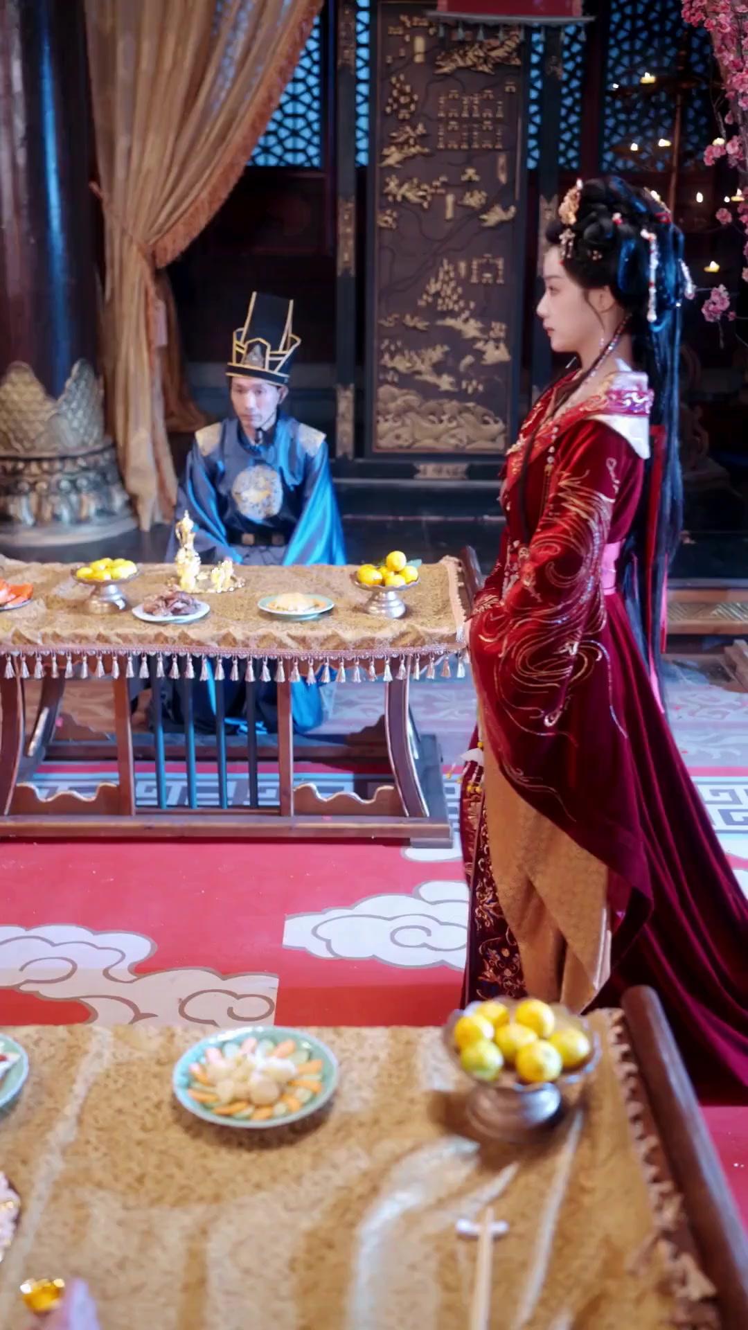 (พากย์เสียง) แผนรักมัดใจทรราช