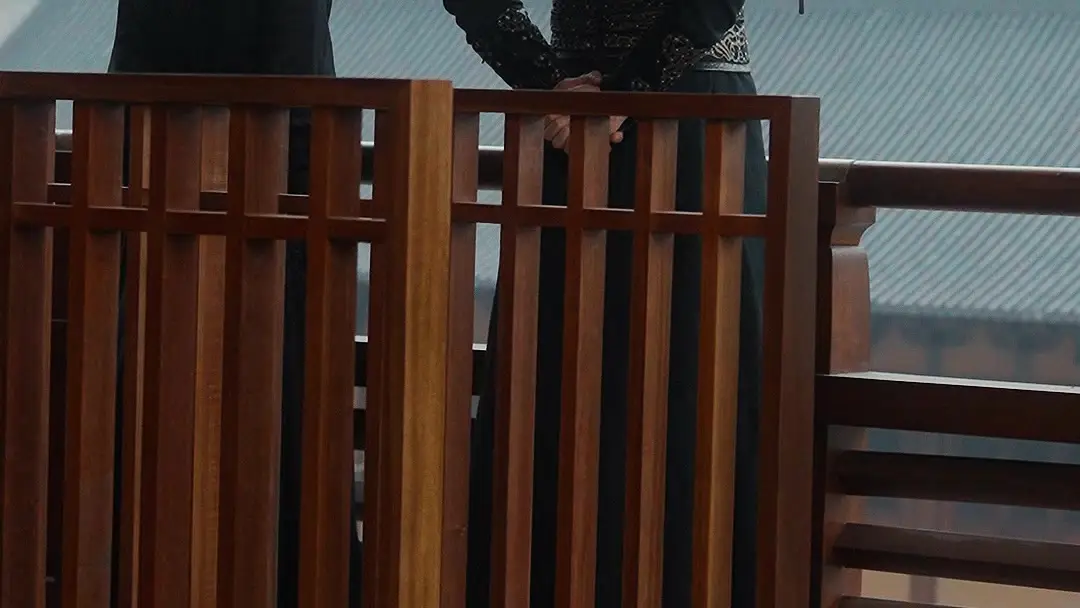 Ballad of Shadows: Moonlit Resolve — When the Red Mat Bleeds Memory