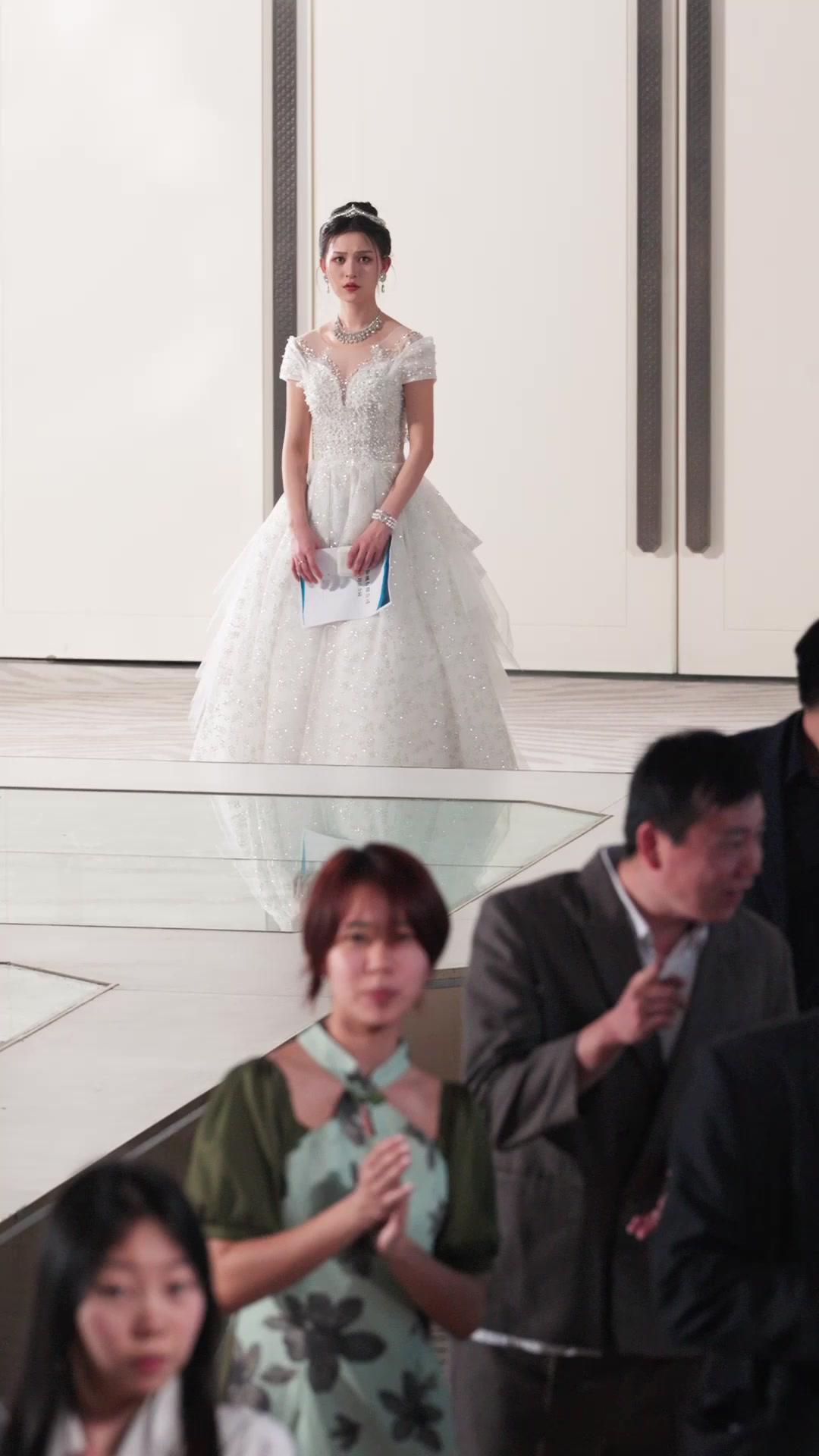 JE NE T'ATTENDRAI PLUS