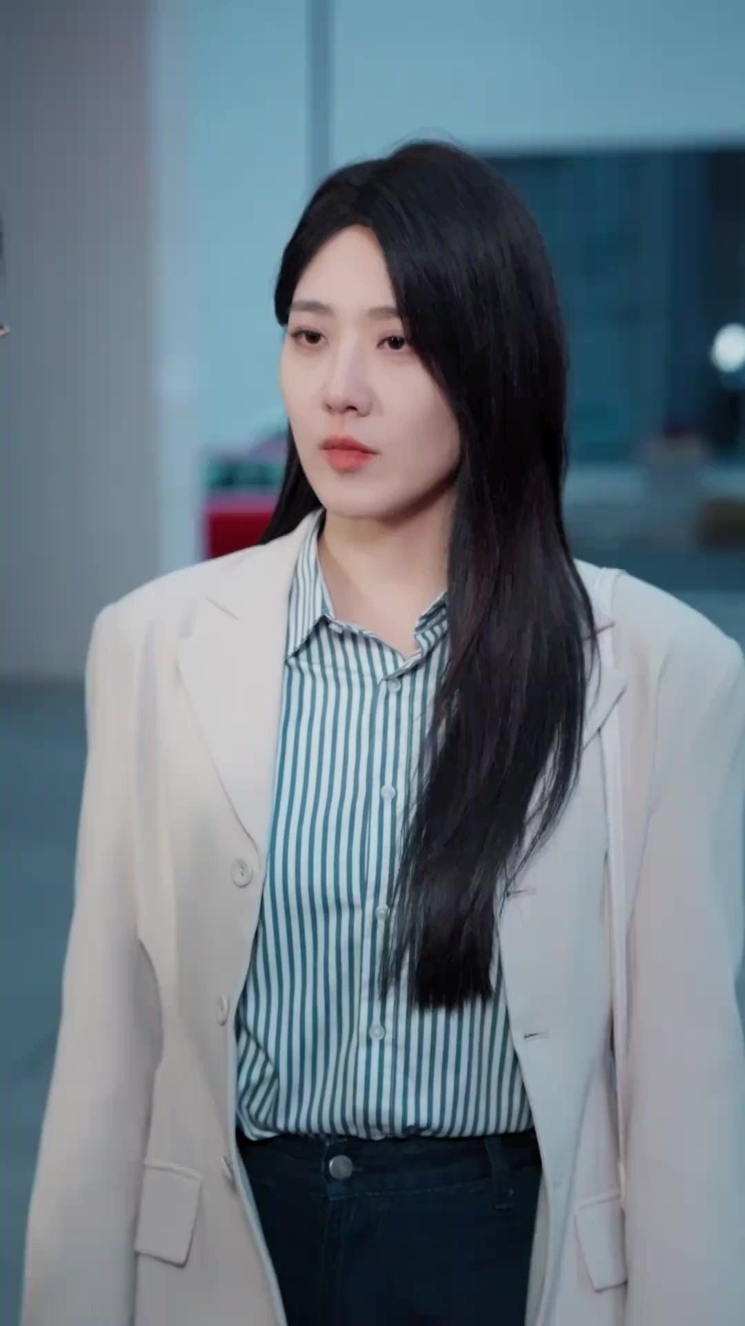 (Dubbed)Sorry, Female Alpha's Here