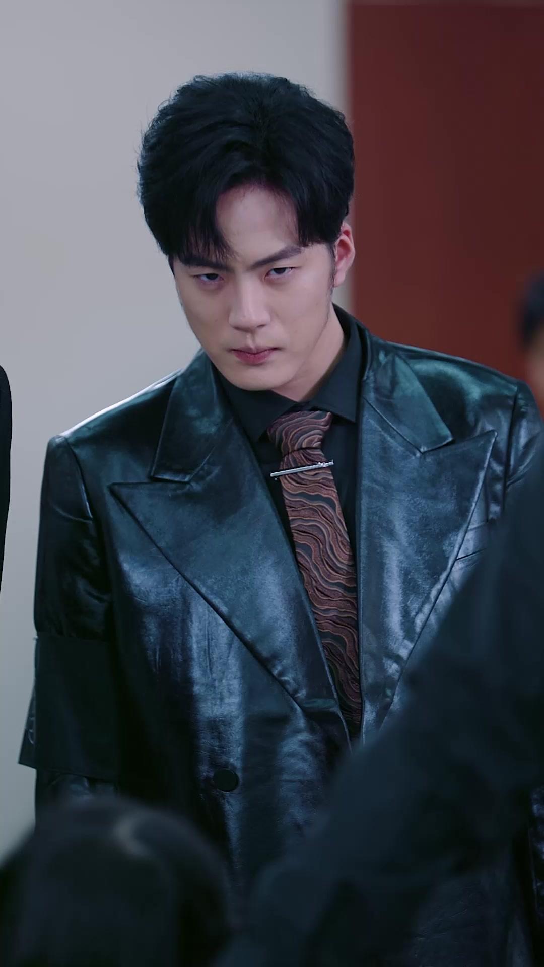 GRANDE ANCÊTRE DE 7 ANS