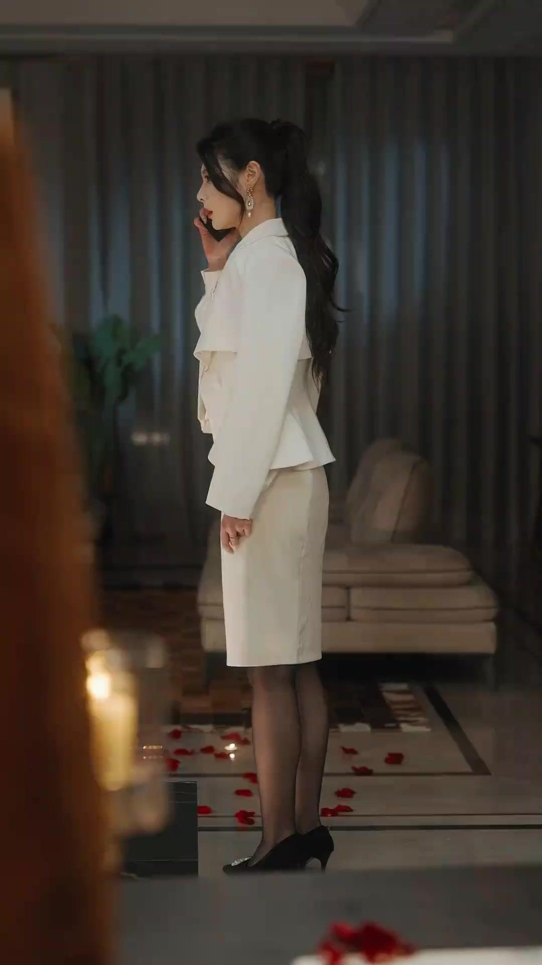 (吹き替え) 割れた鏡に映る俺たち