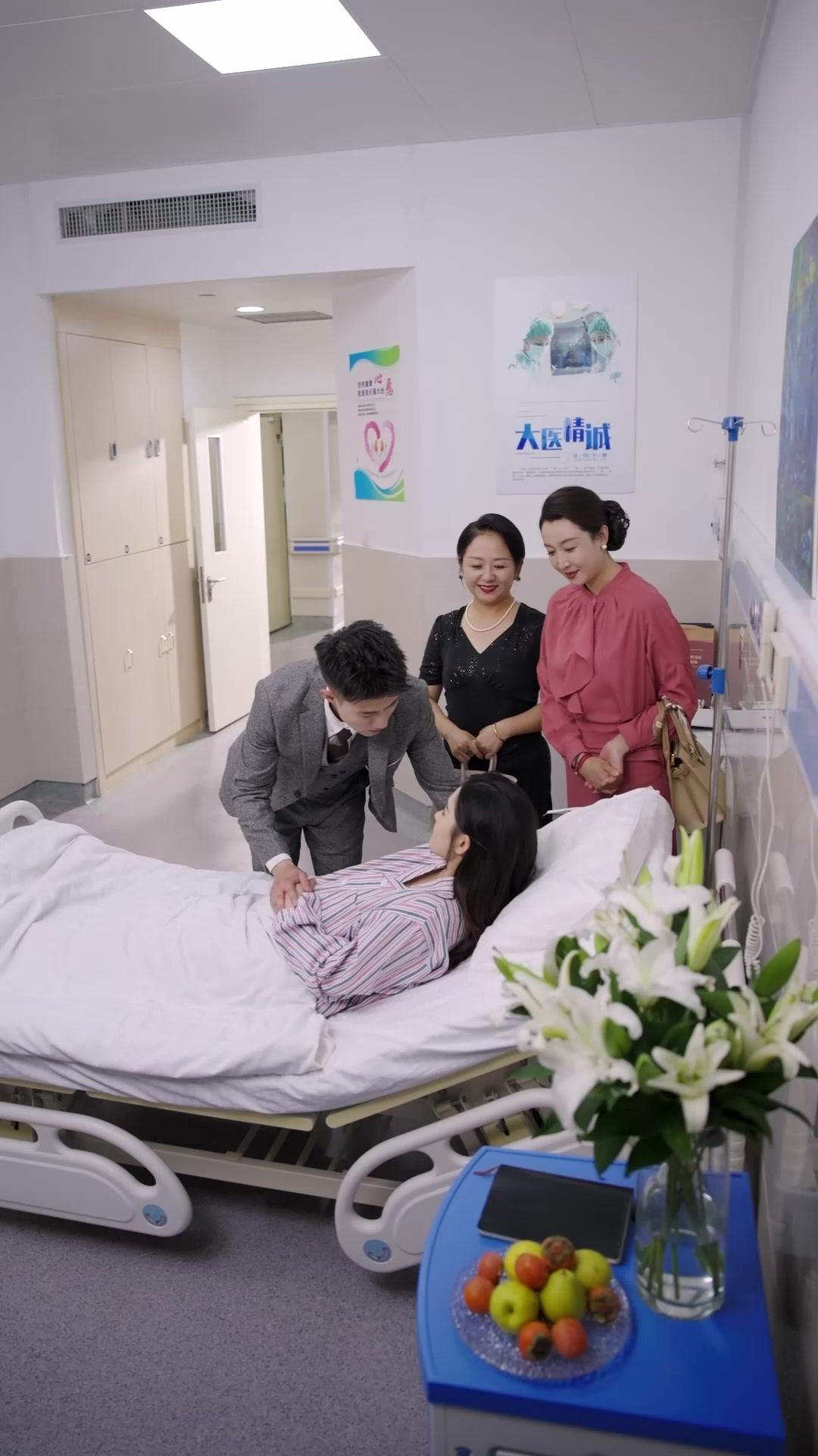 Clingy CEO Won't Let Me Go