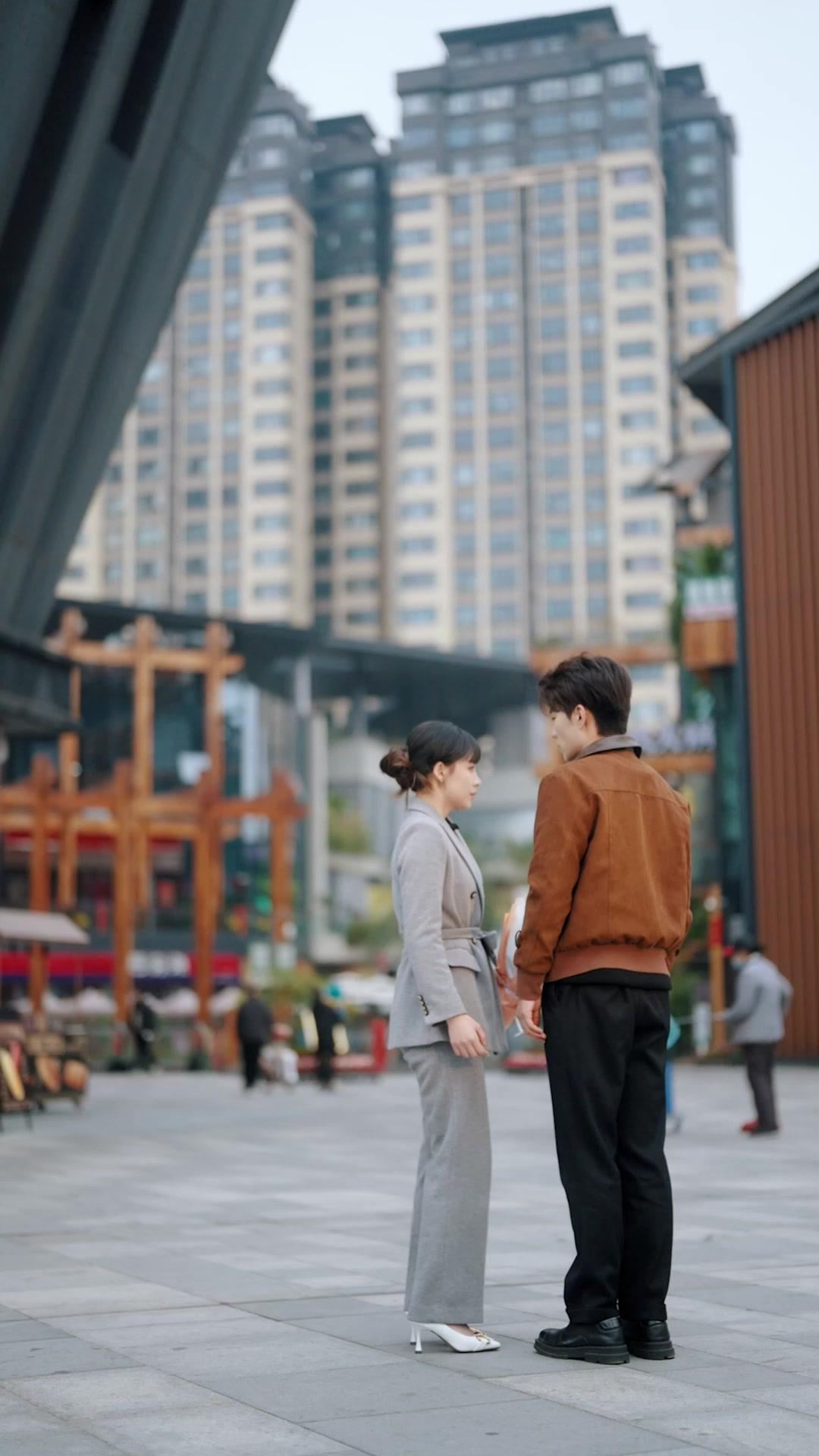 Amori Brevi, Dolori Eterni