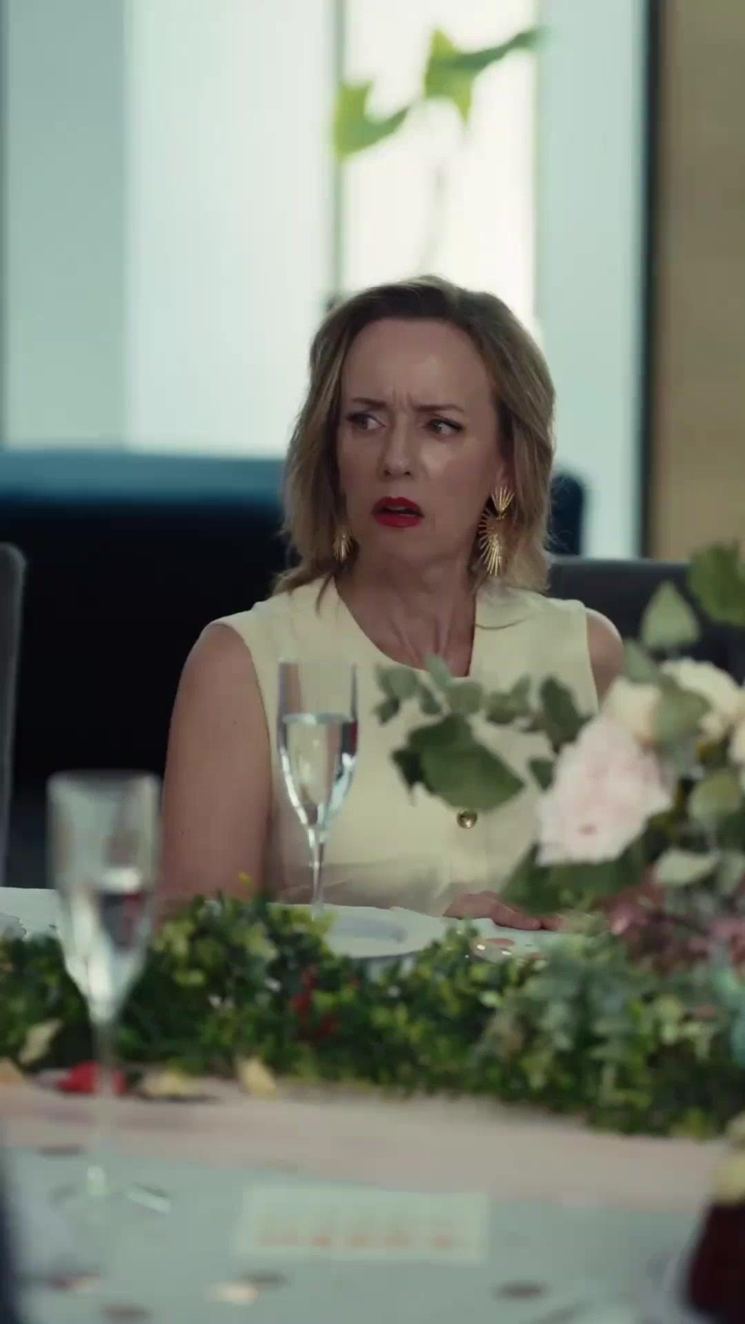 (Doublage)L'HÉRITIÈRE RENAÎT DES CENDRES