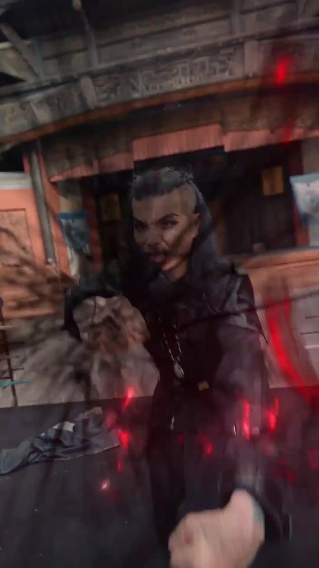 (Synchro)Der verborgene Kampfgott