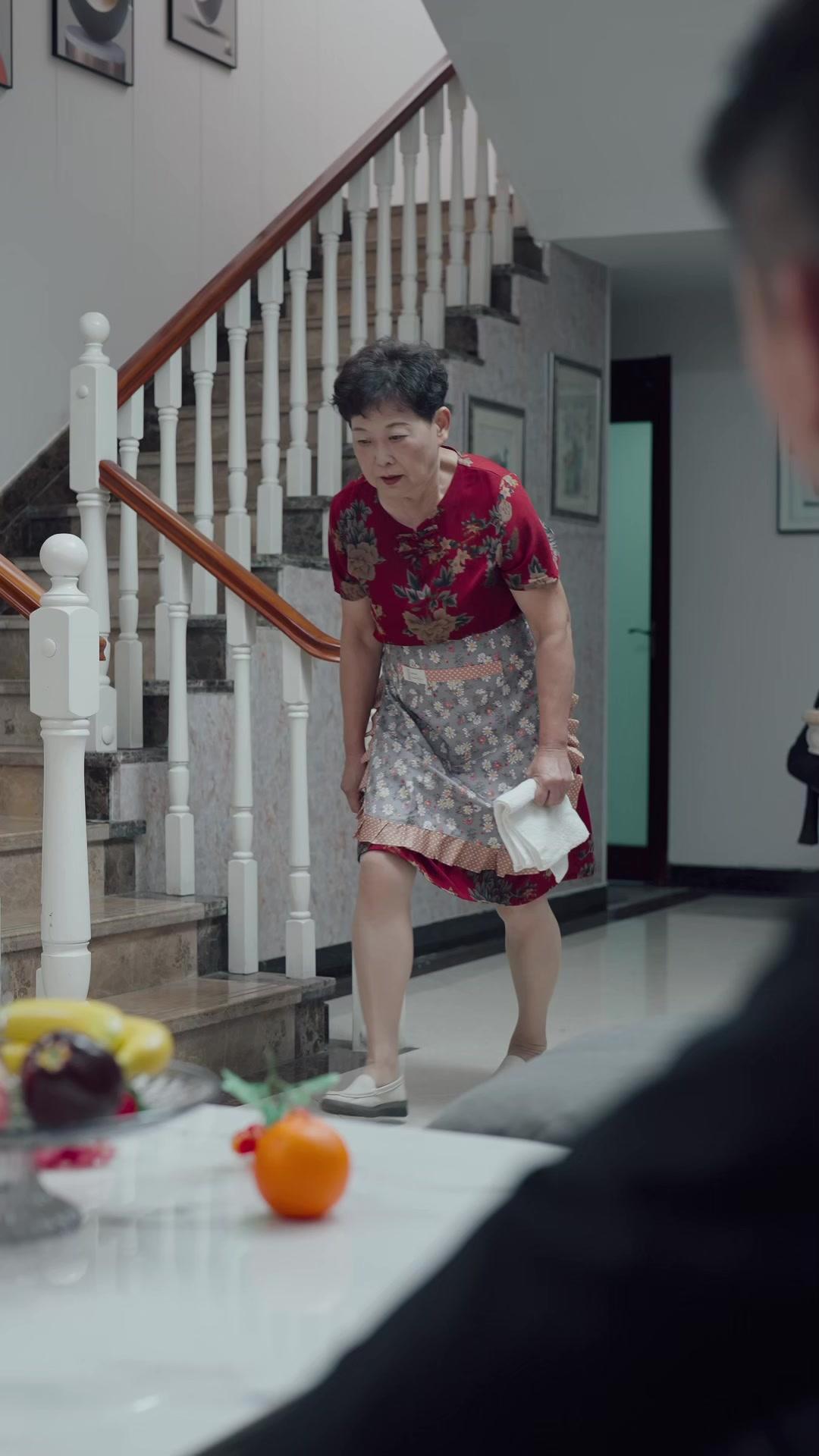  Putri Kaya Disangka Pembantu