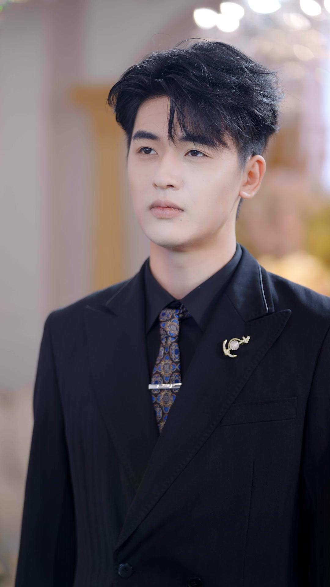 Suami Sewaanku Konglomerat