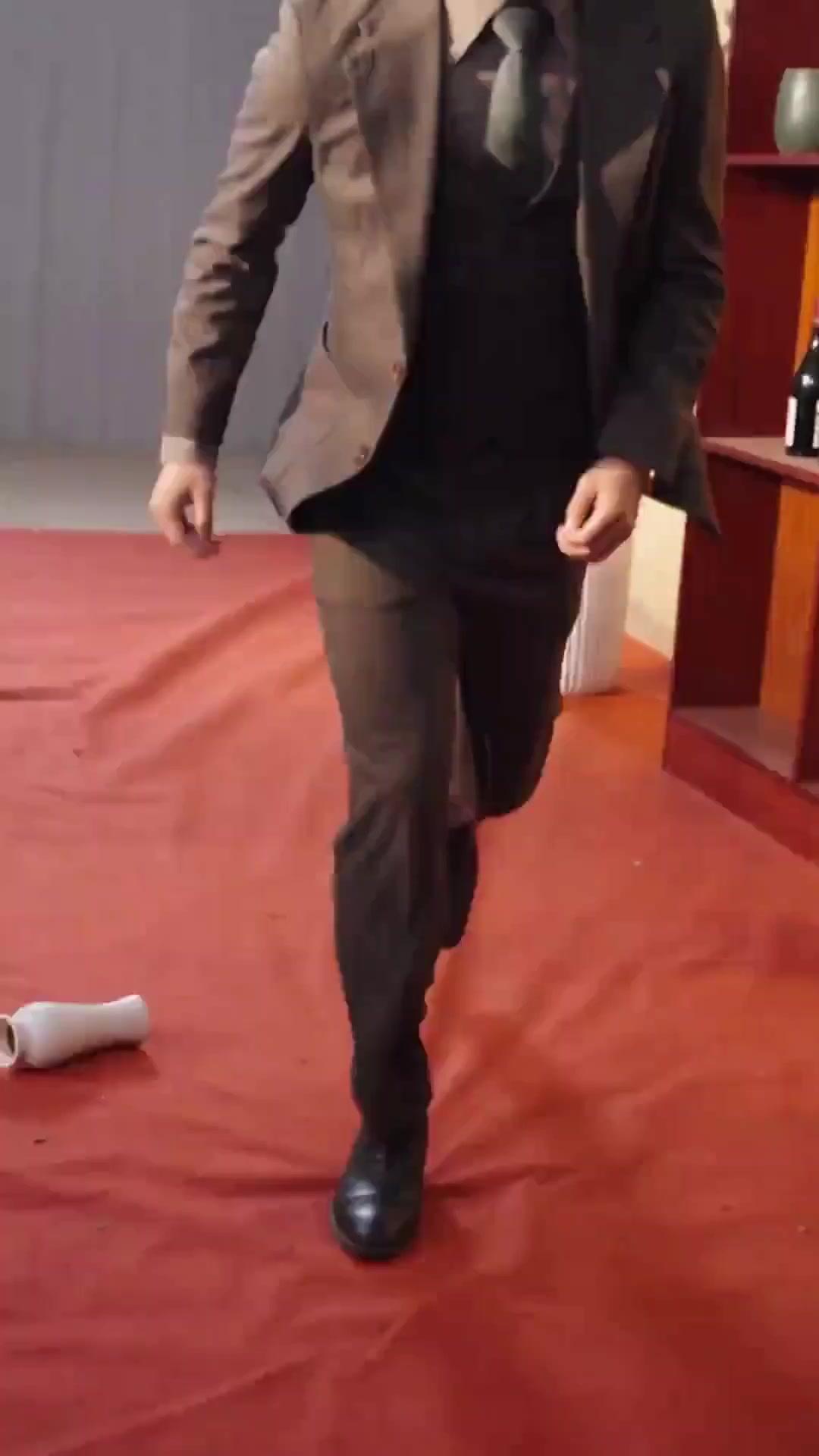 (Dubbed)Spoiled Brat vs. the Wrong Family