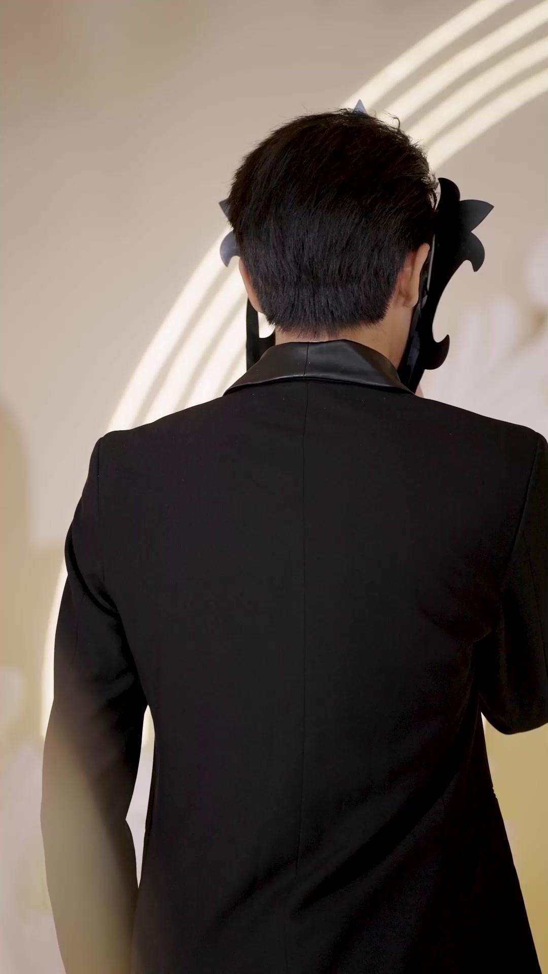 El retorno del Divino Carcelero