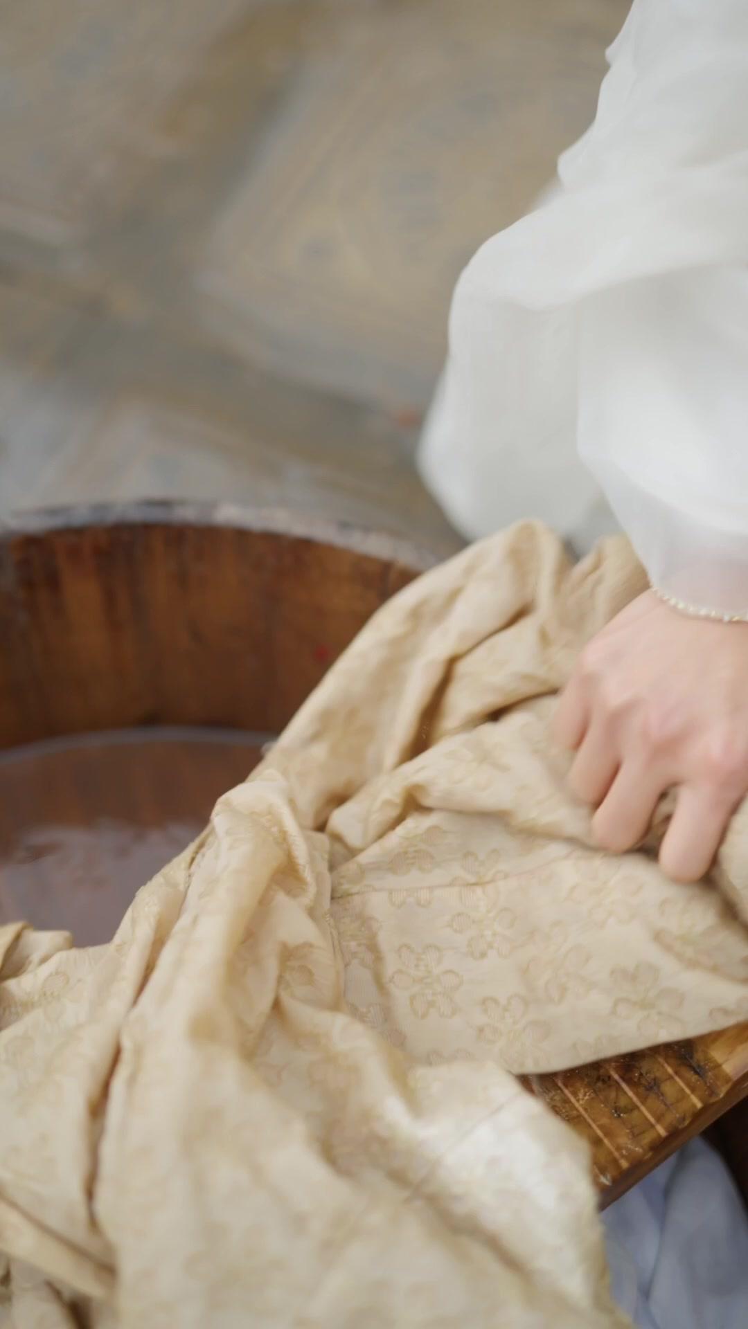 My Chubby Fairy-Like Wife