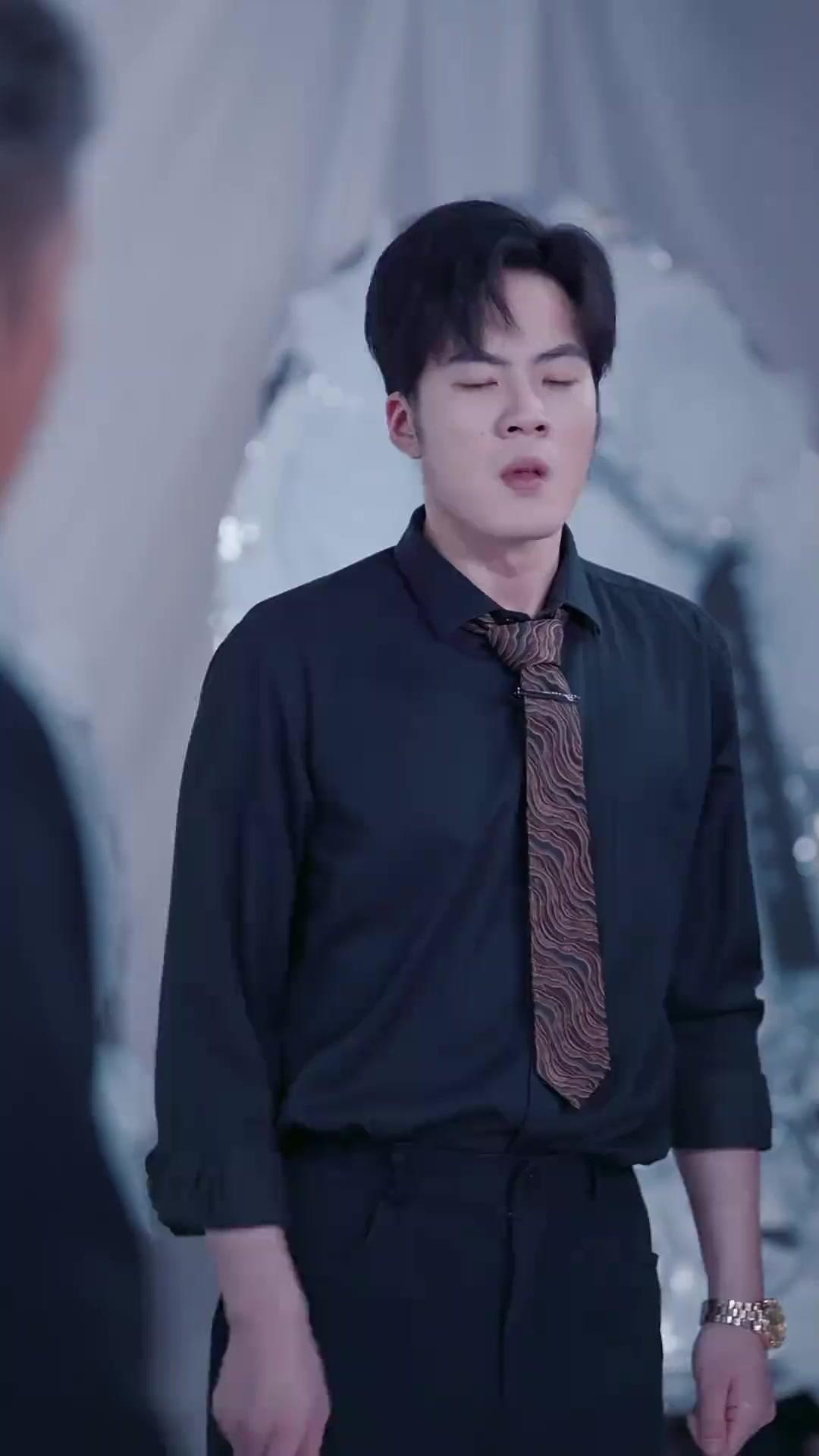 (Dublagem)A Bisavó de 7 Anos Conserta a Família