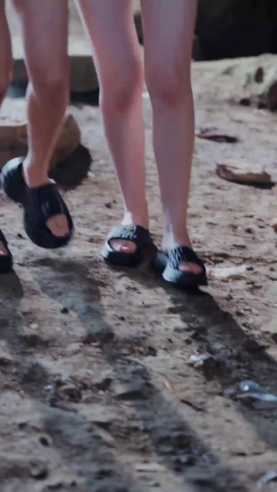 (Dublagem) O Ataque do Tubarão Gigante