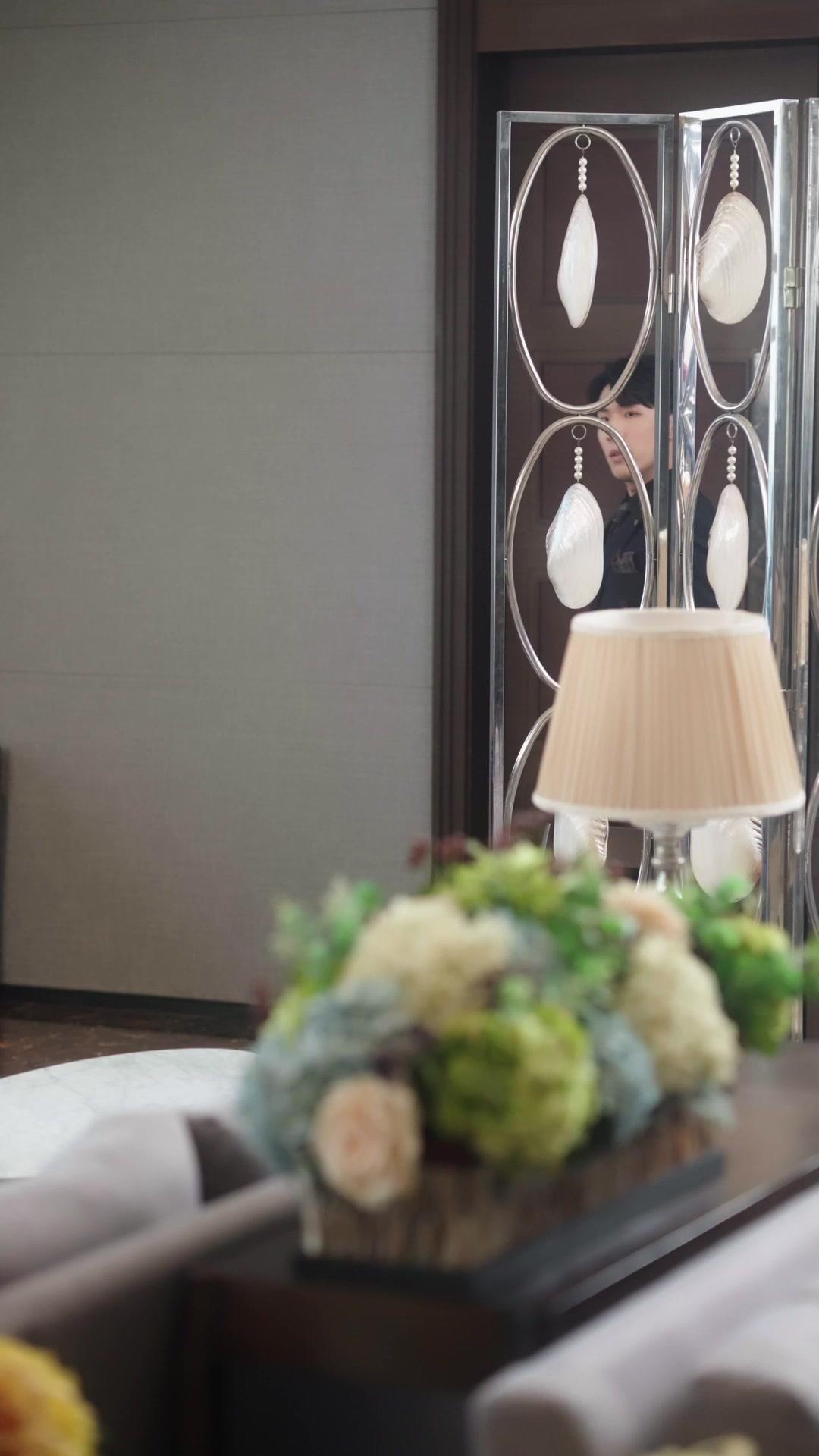  Pengawalku Mencurigakan