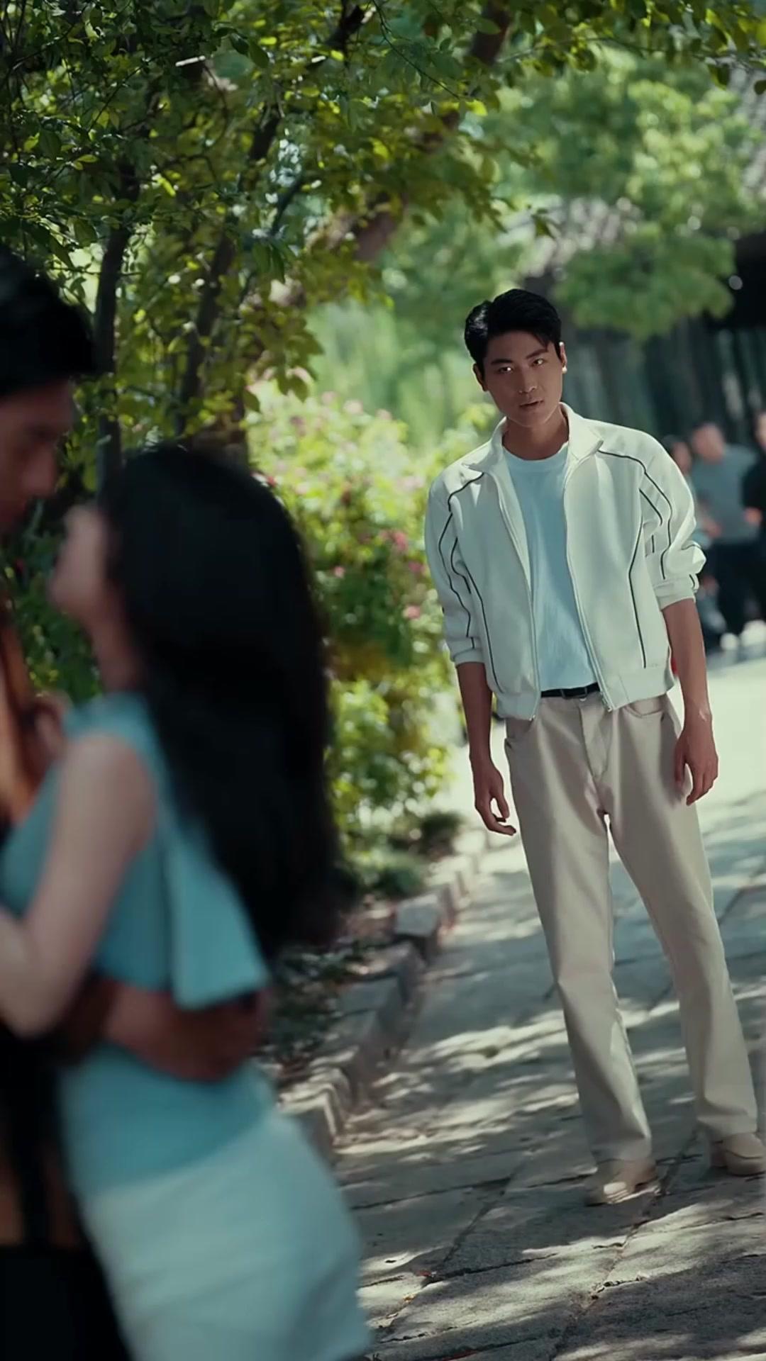 Rise Up! The Lucky Underdog!