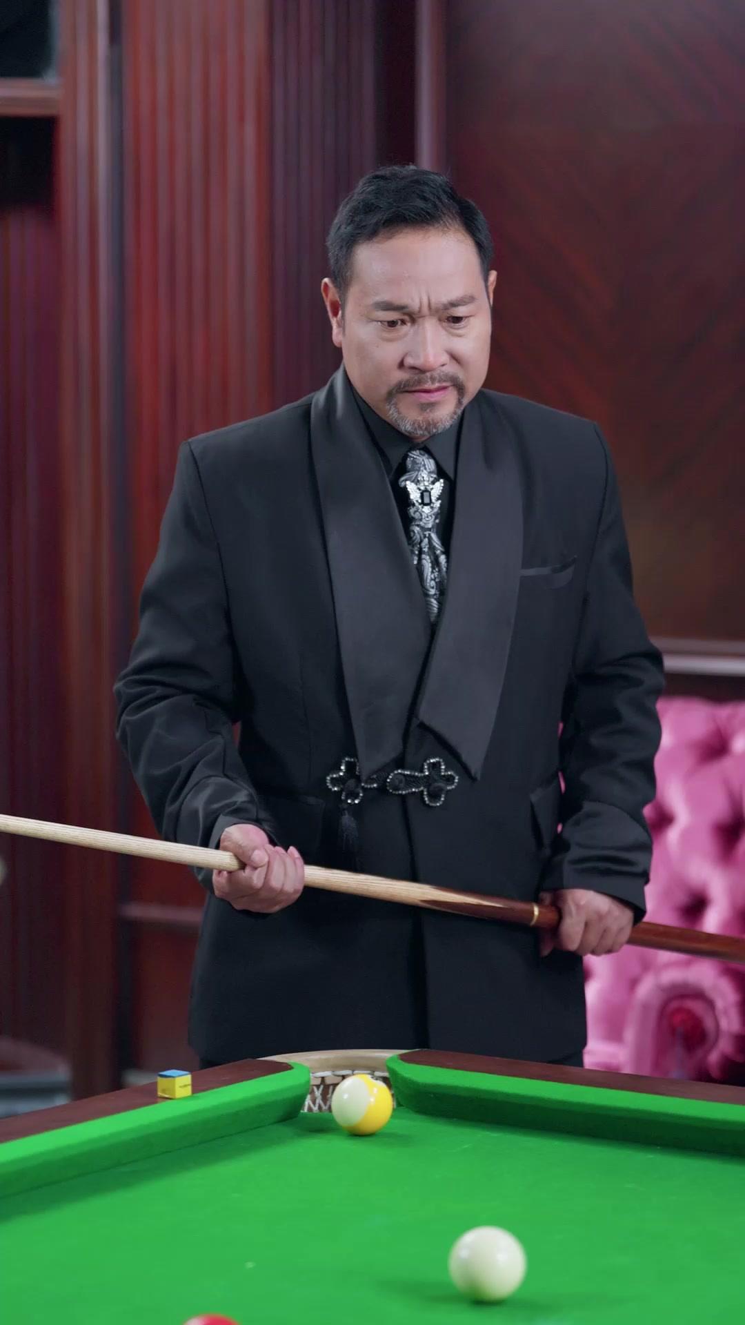 DIEU DU BILLARD : RETOUR DU MASQUE