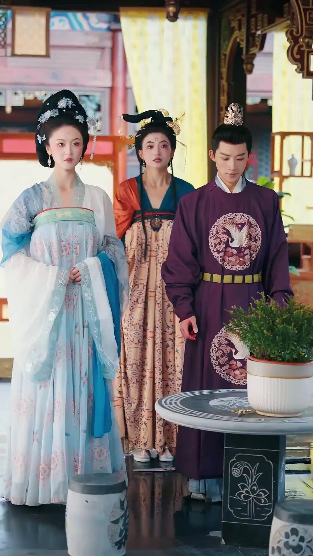 （國語）燕歸樓裡鳳還巢