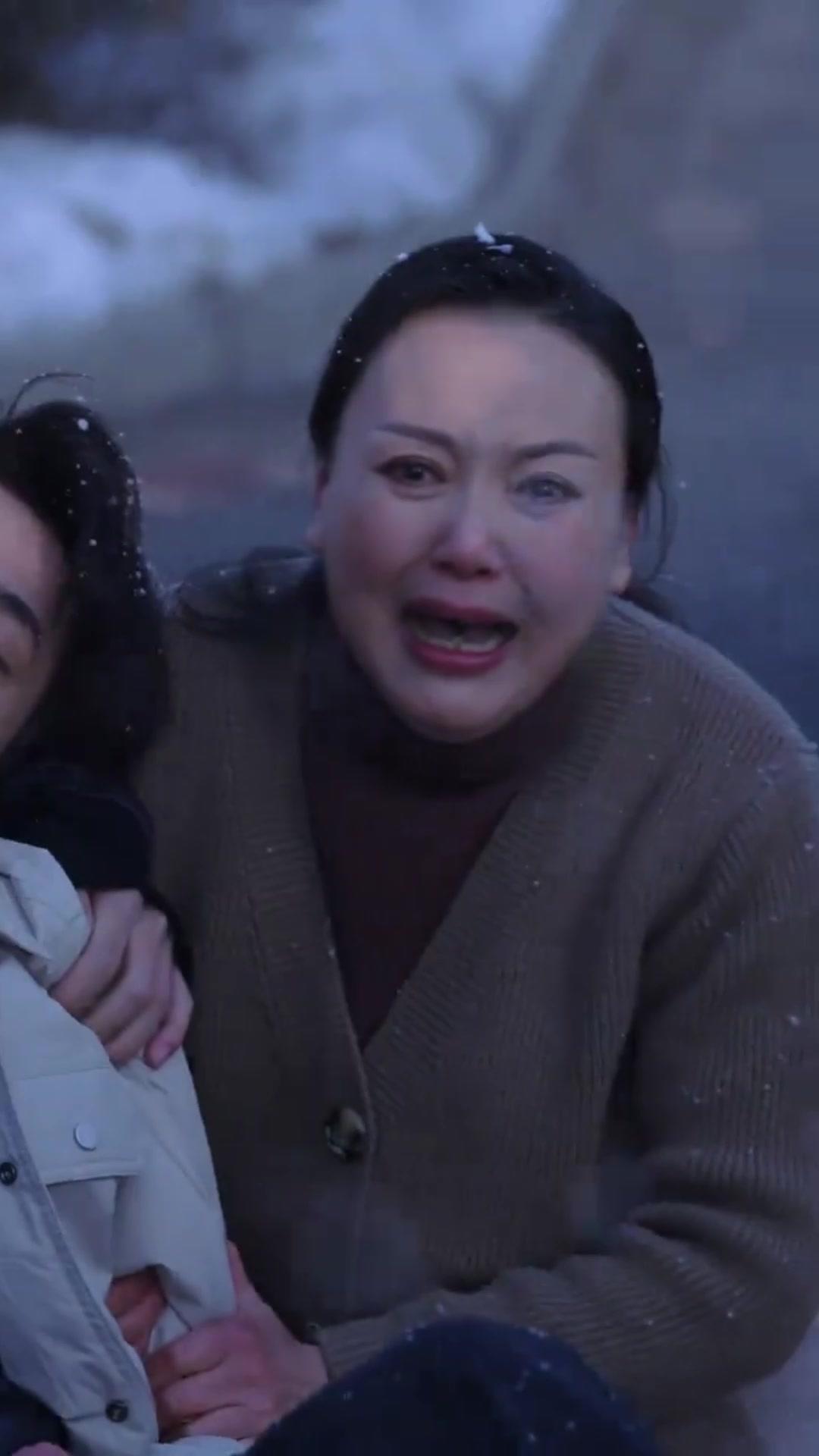 (Dubbed)Winter Romance at the Grand Hotel