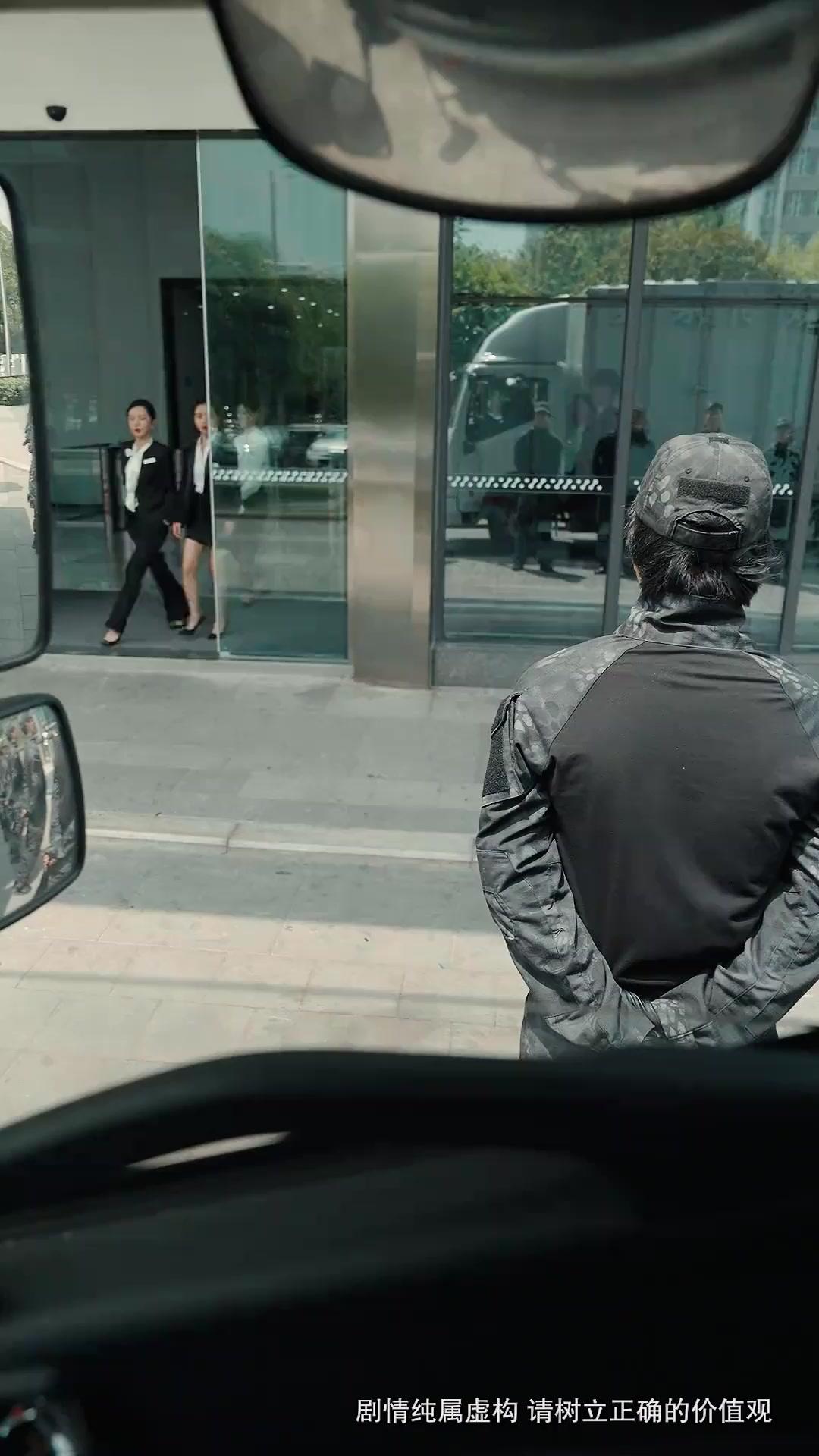 (吹き替え)宝くじで旦那当たった！