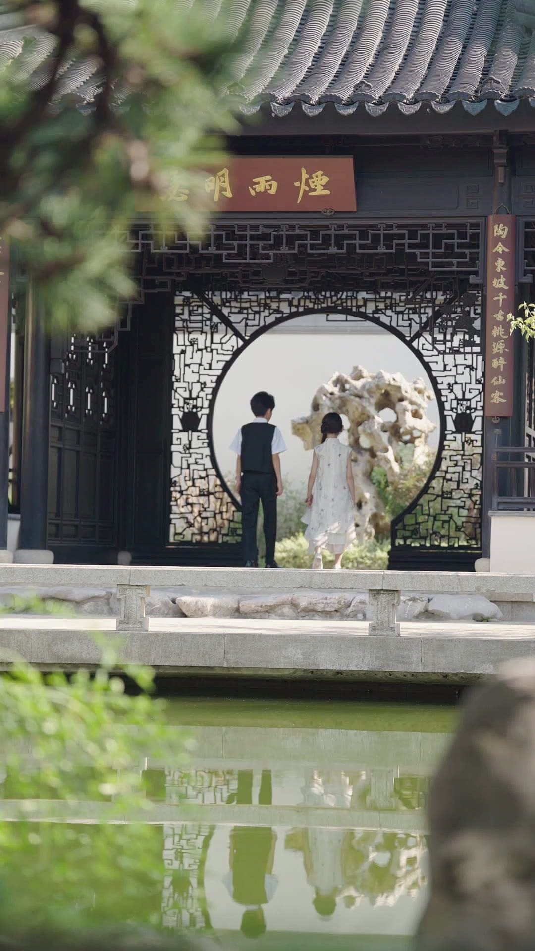 Dua Dunia: Dendam Dan Cinta