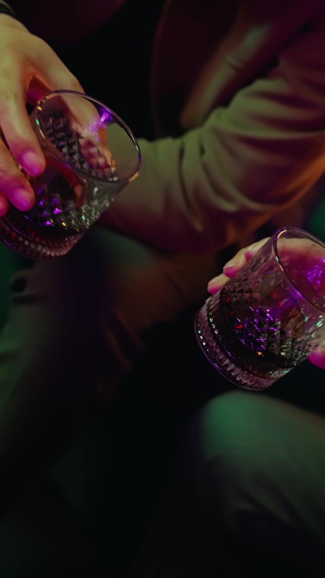 金錢的盡頭，是他們的下場