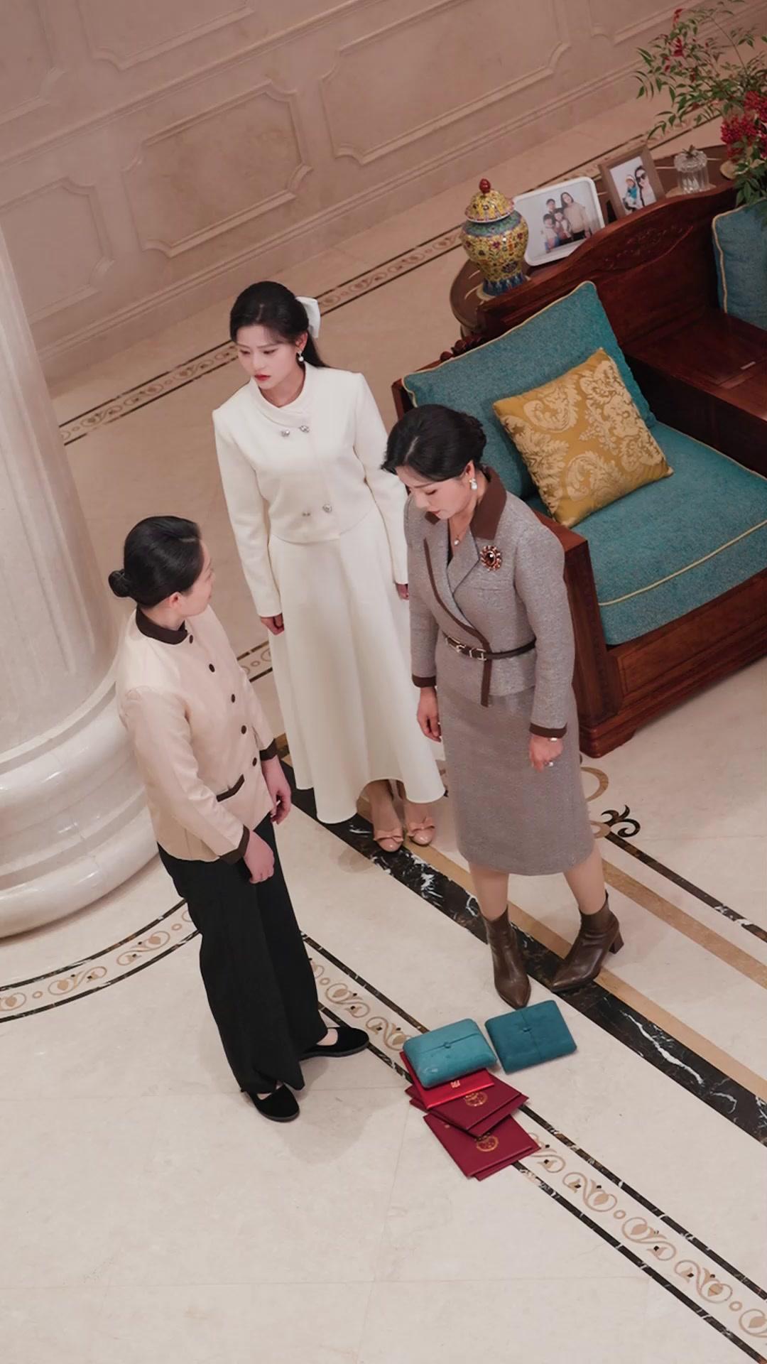 元嫁だけが味方～悪女に殺されかけた社長夫人～