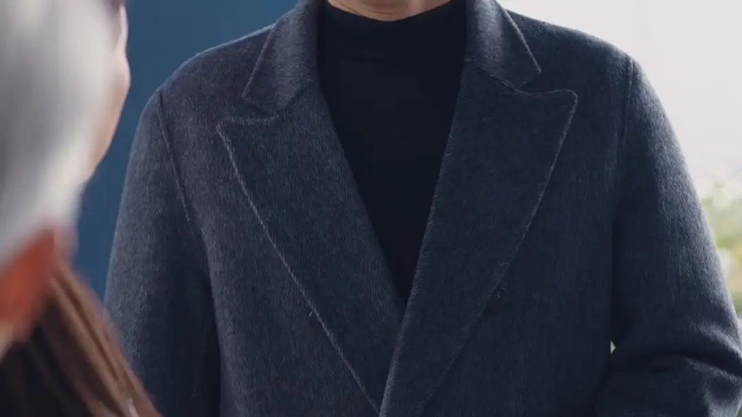 Reclaiming Her Chair: When the Red Folder Became a Mirror