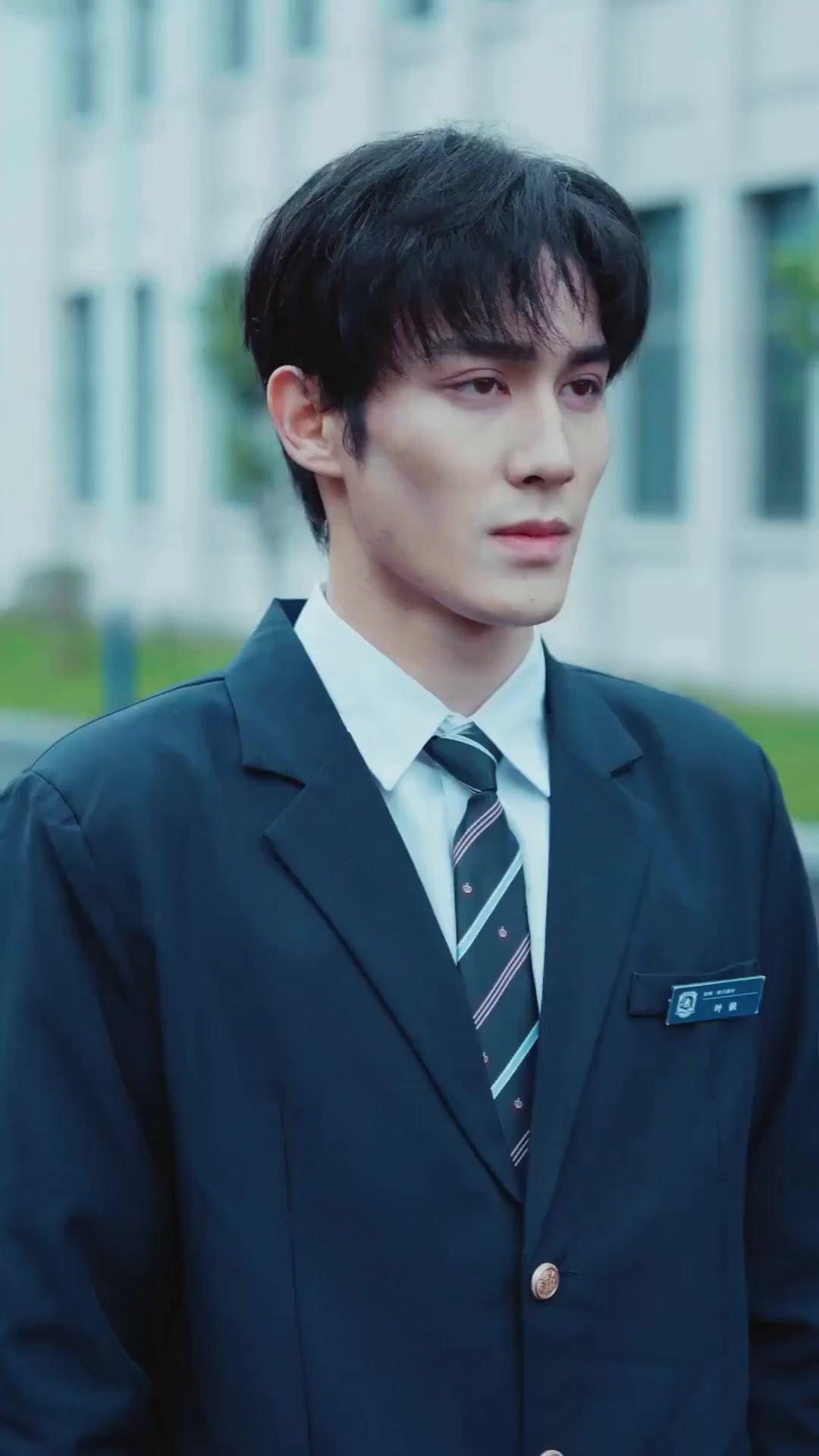 (Dubbed) New Kid? He's a Mafia Heir!