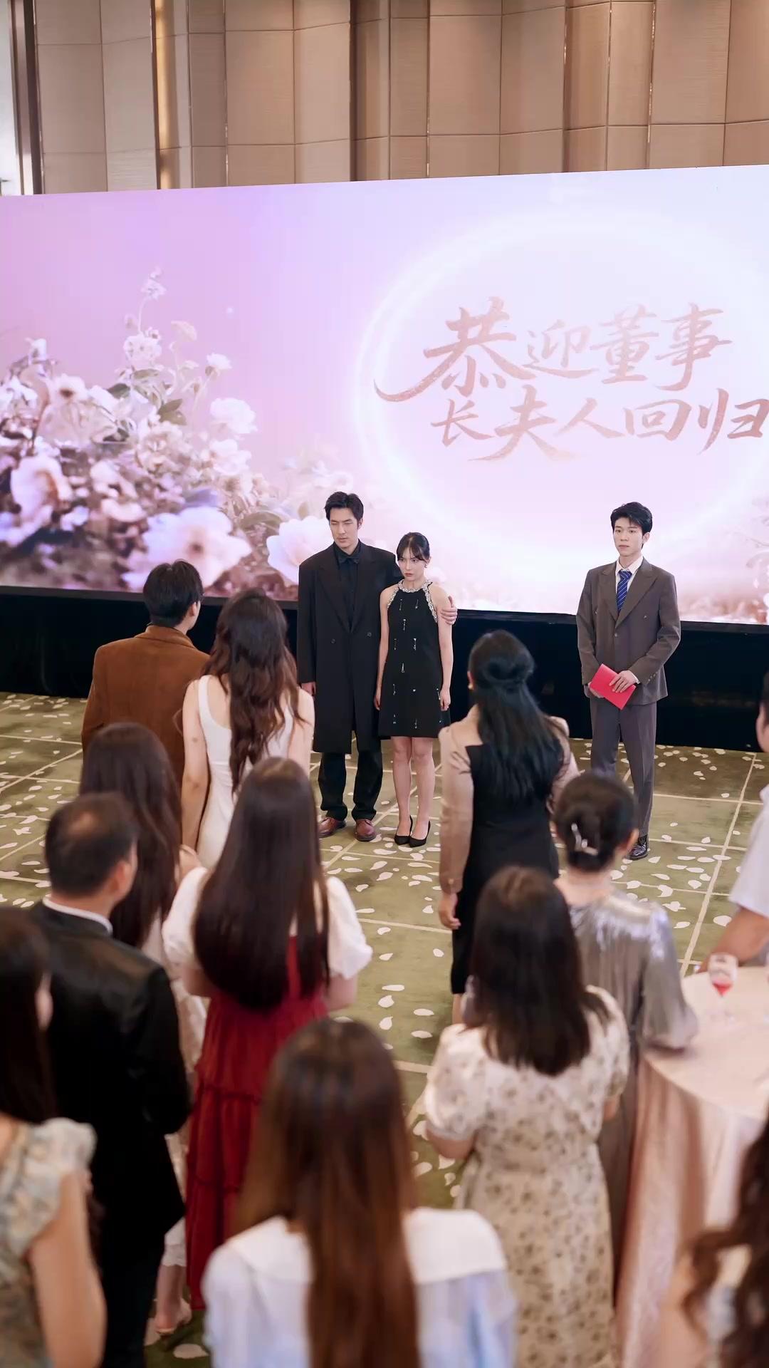 Caged by My Psycho Ex