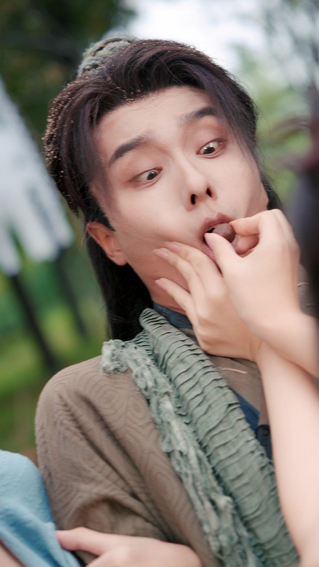 荒年重生：渣夫帶全家翻身