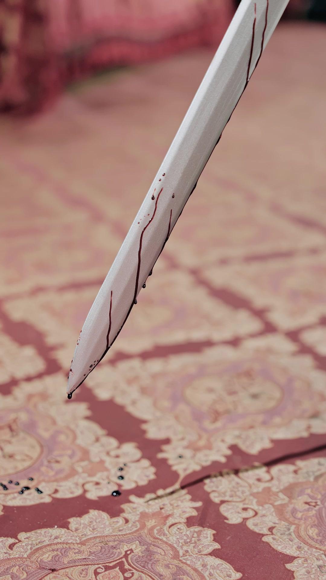 Takhta Berdarah Sang Putri