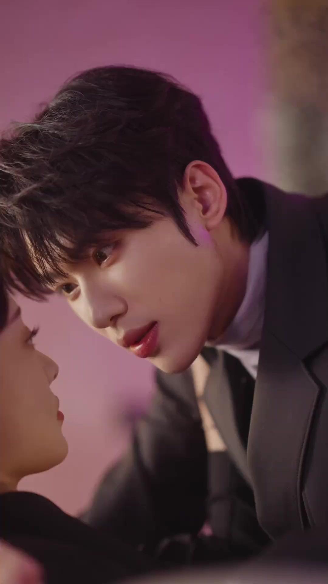 Trăng Xưa Vẫn Mãi Sáng