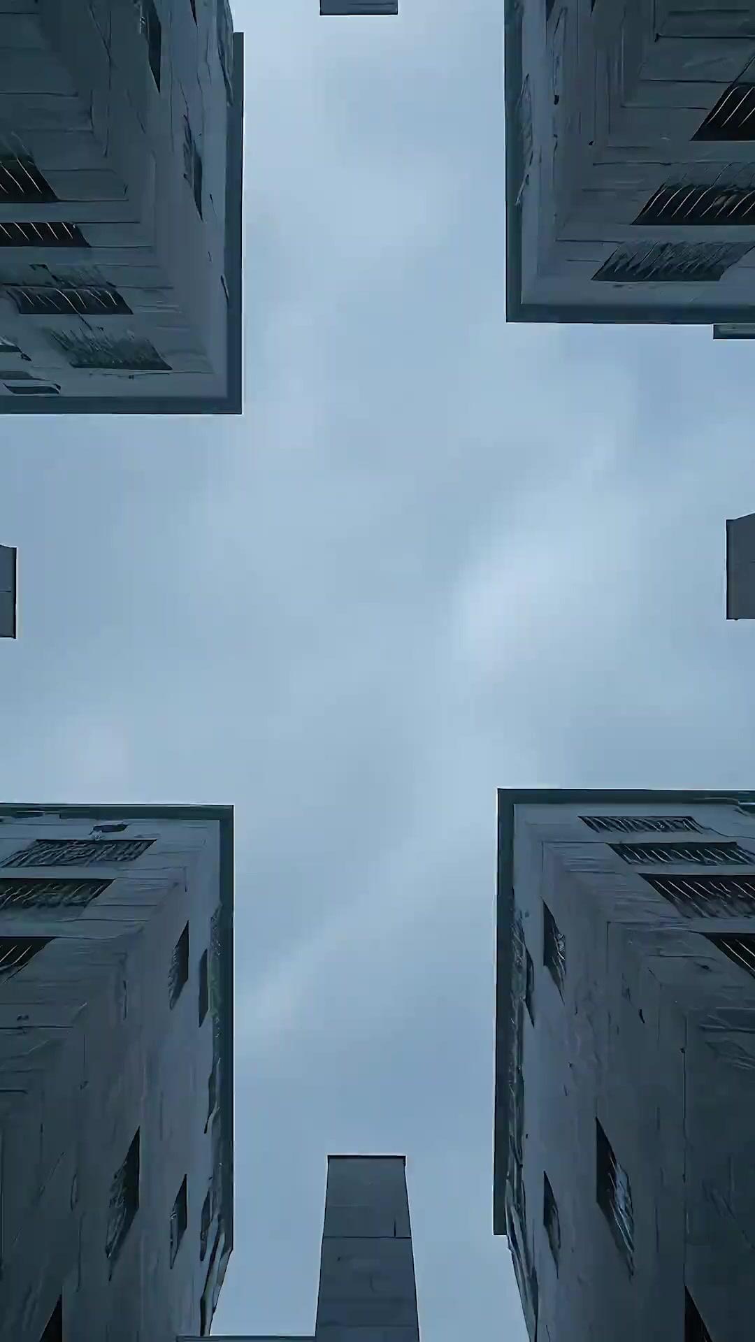 سبعة أيام للهروب