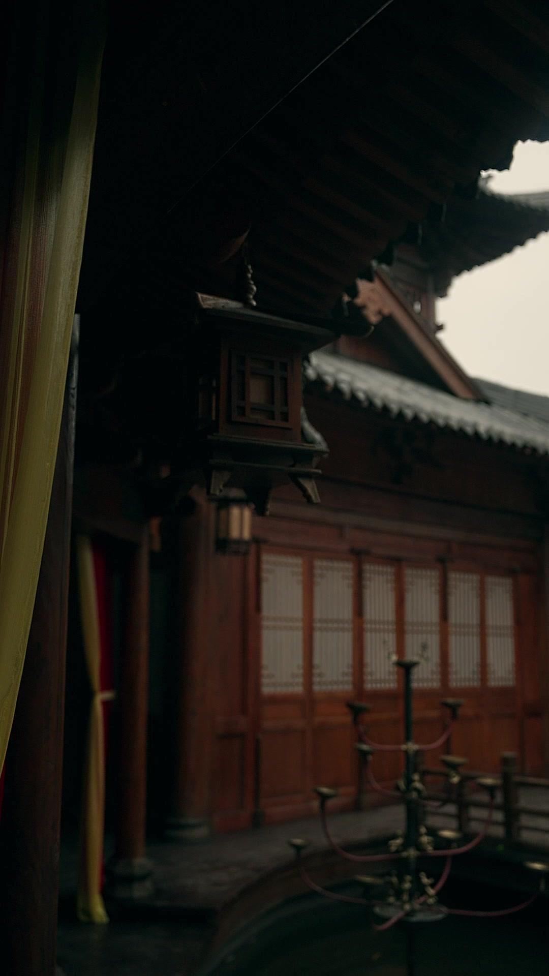 Istri Palsuku Adalah Takdirku