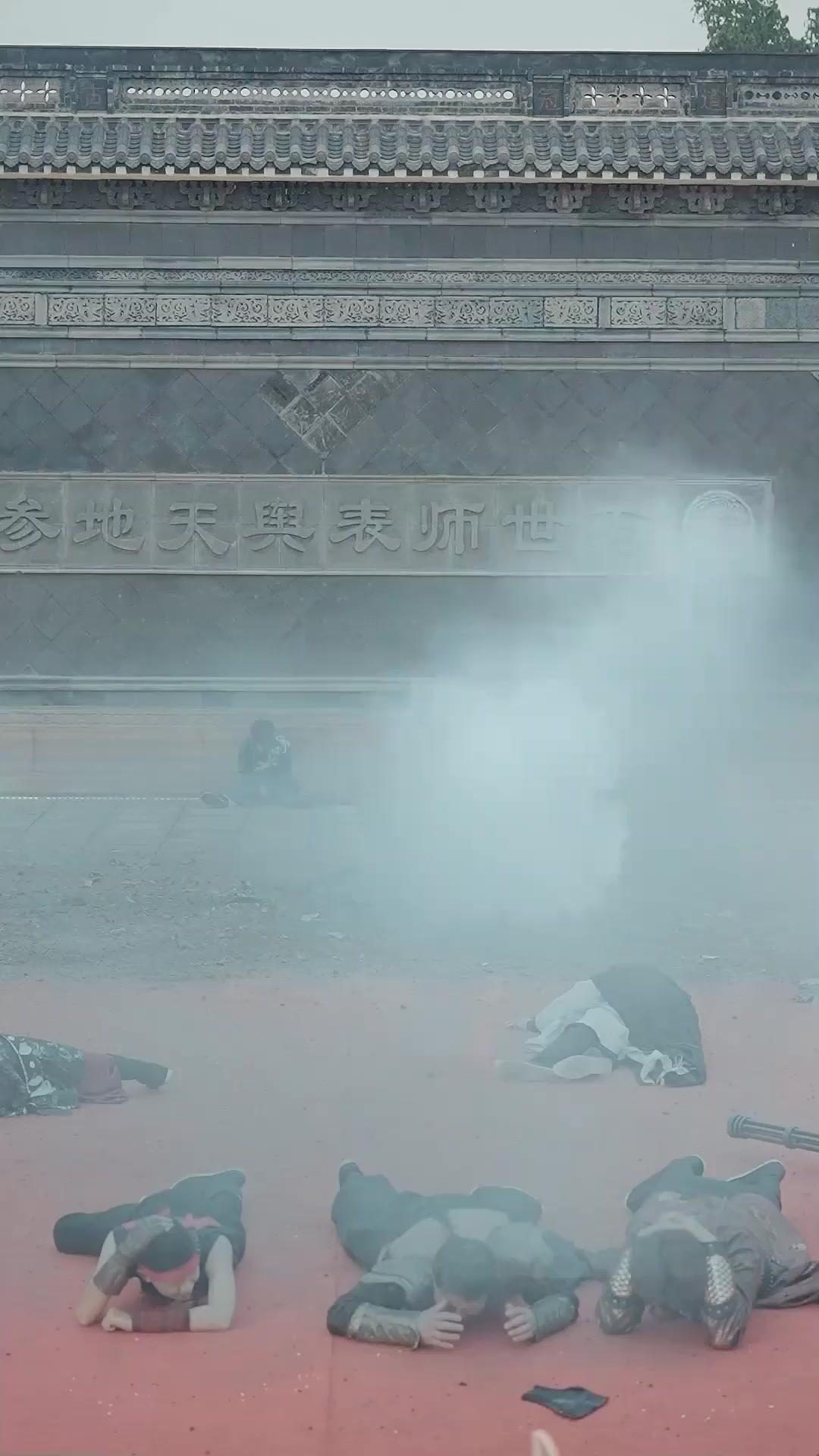 Kampfkunst-Versager? Mechanik-Genie!