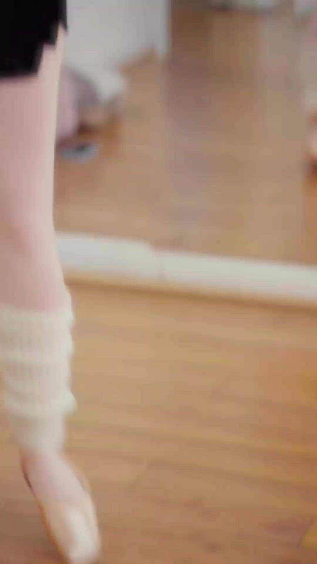 (Doblado)Mi mamá es agente de élite