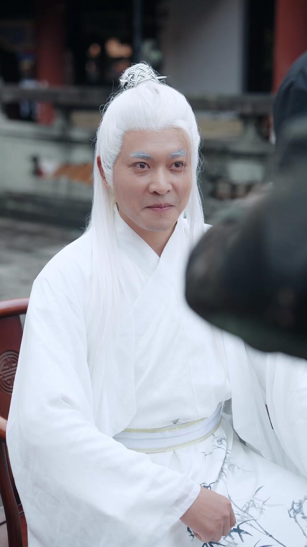 Si Lemah Penyelamat Dunia